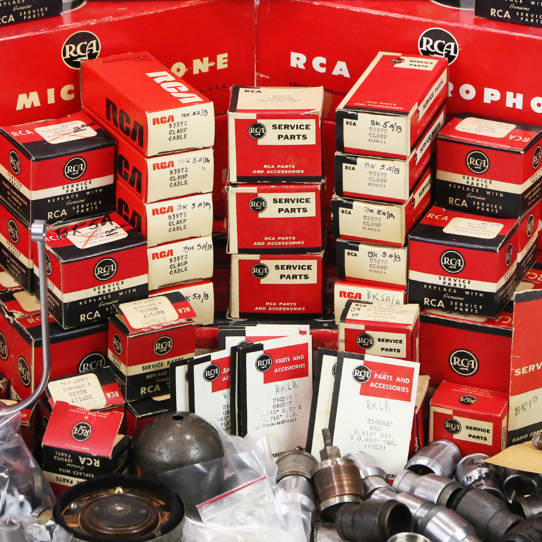 RCA-BK-5A-Board-Terminal-207117-OG-BOX-COUNT-2-12