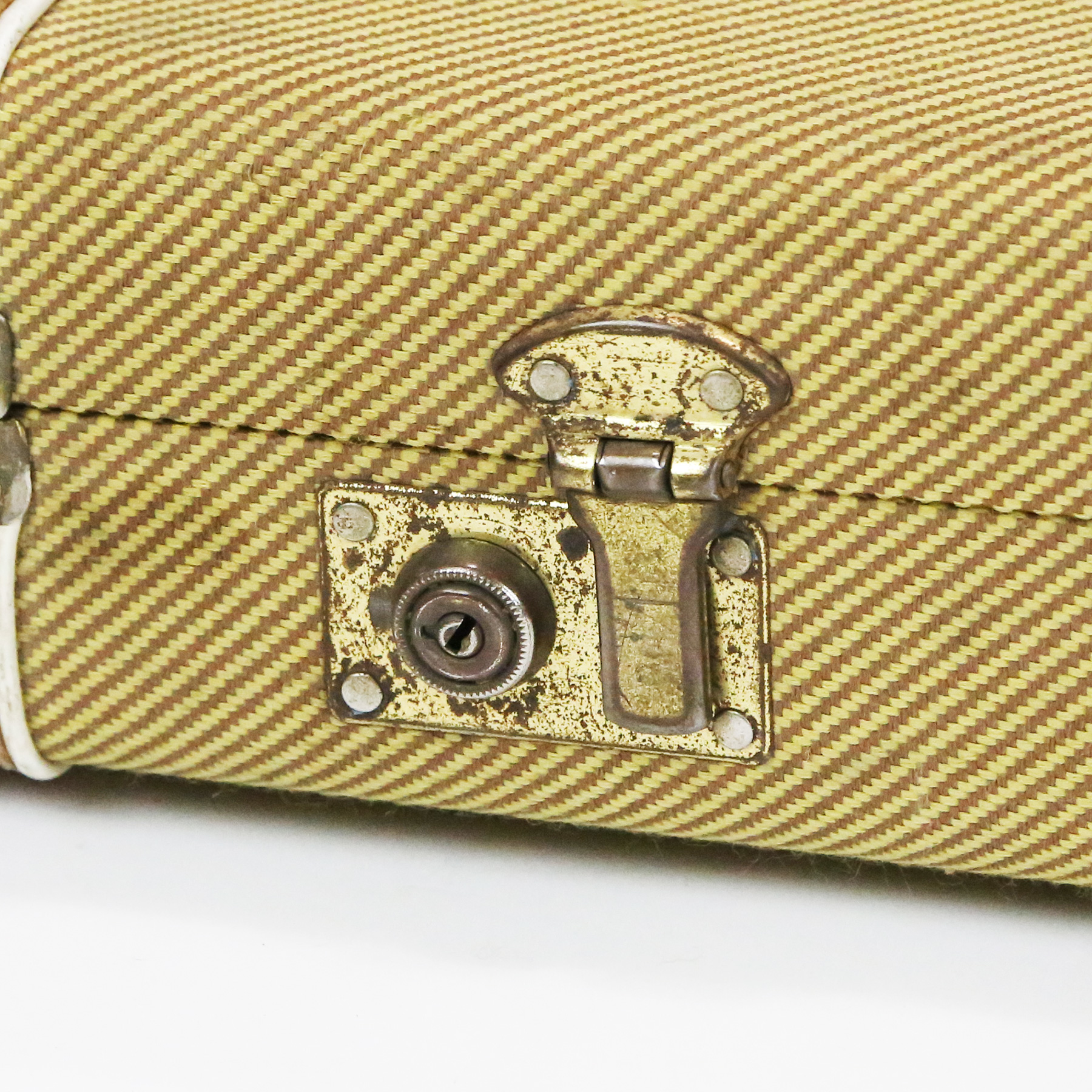 1980s-Fender-Strat-Tele-Tweed-Fullerton-Case-05