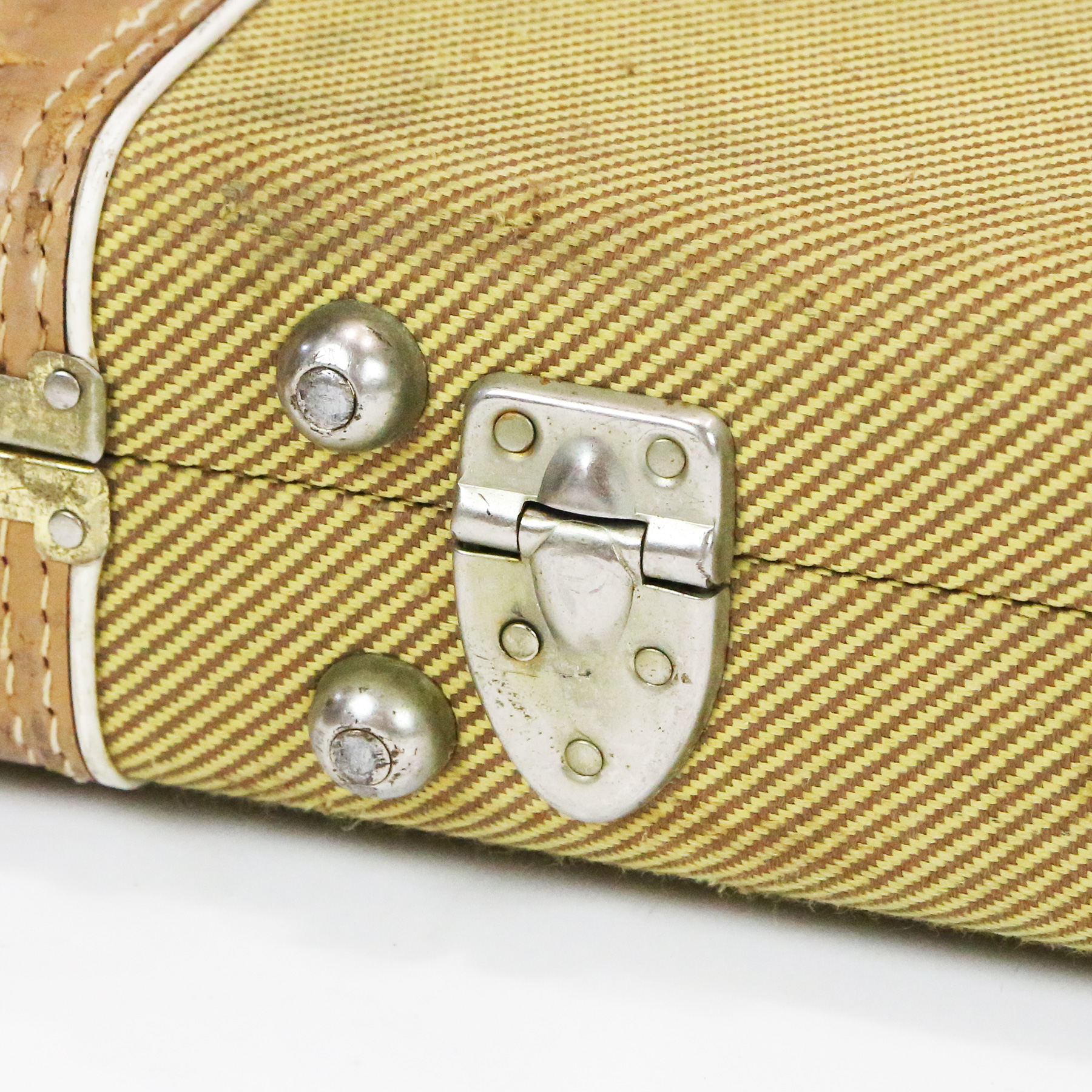 1980s-Fender-Strat-Tele-Tweed-Fullerton-Case-10