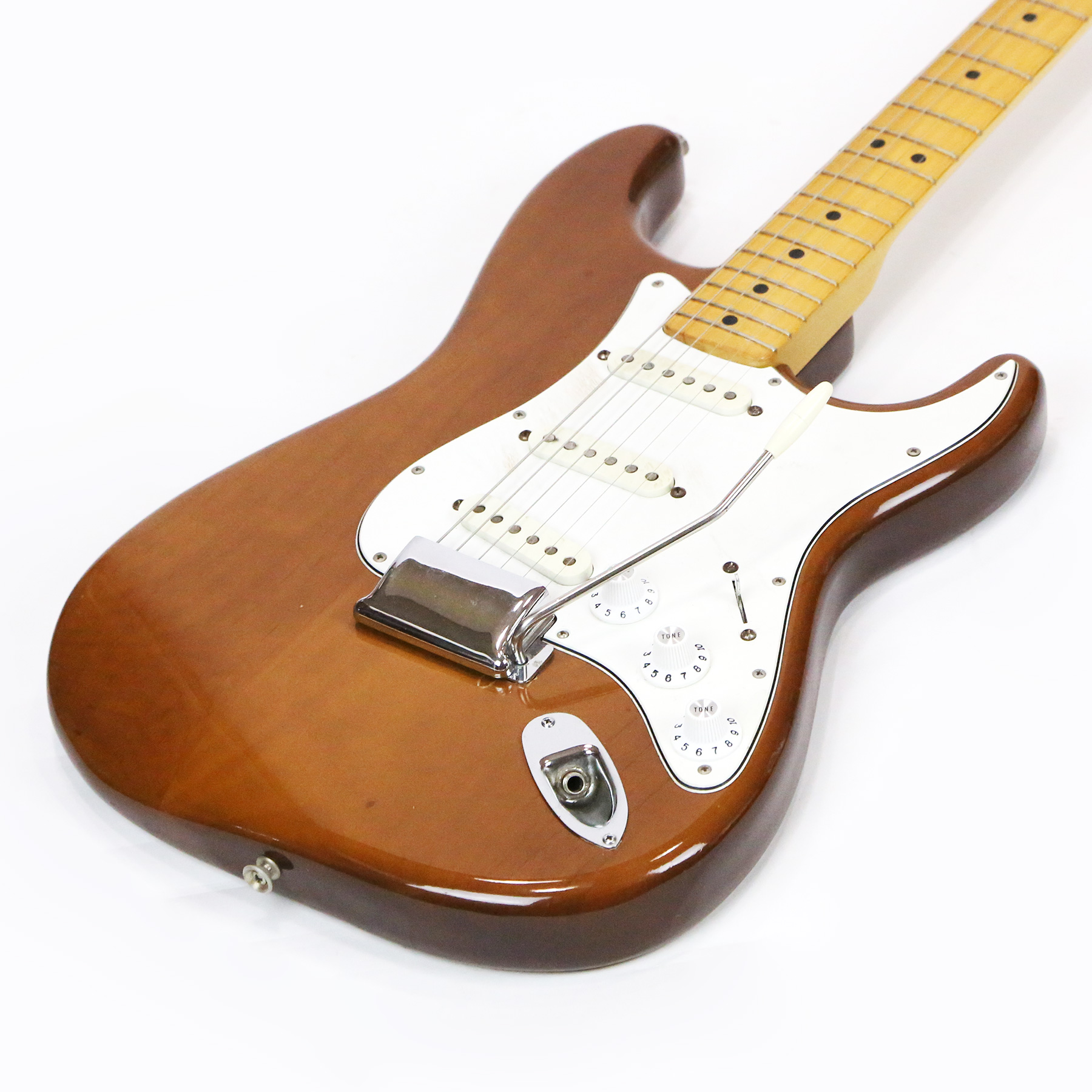 1970s-Fender-Strap-Pins-06