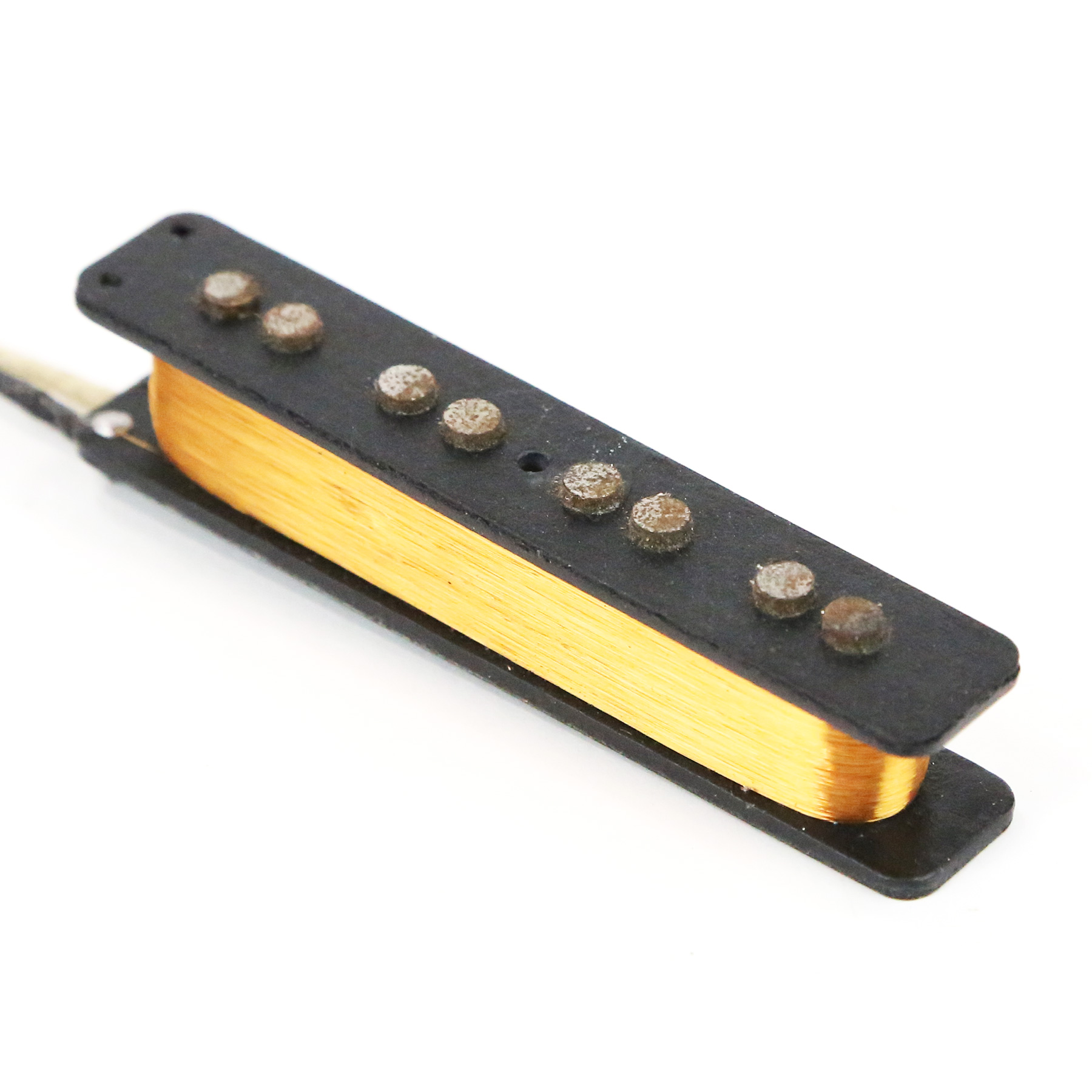 Jazz-Bass-Neck-Pickup-04