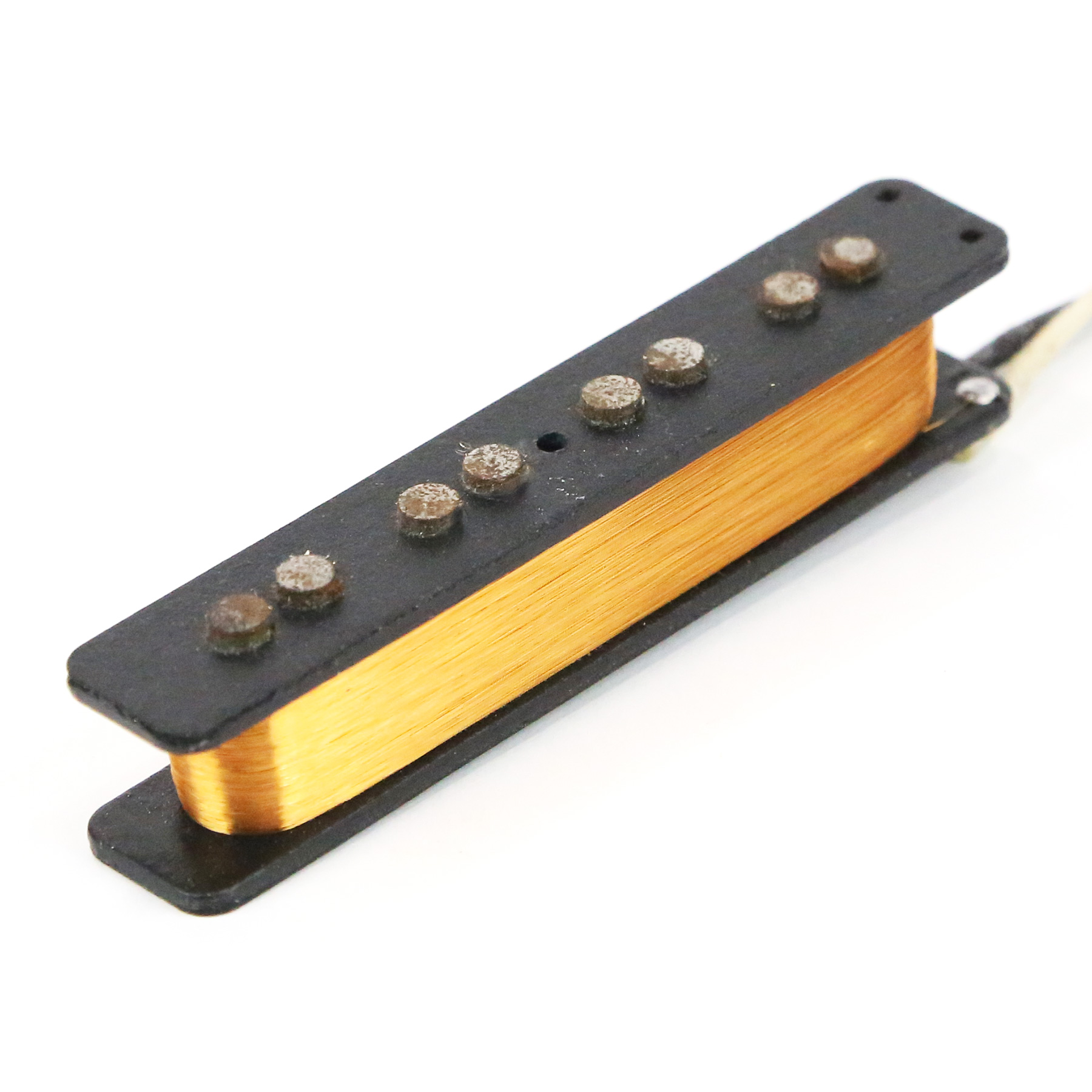 Jazz-Bass-Neck-Pickup-05