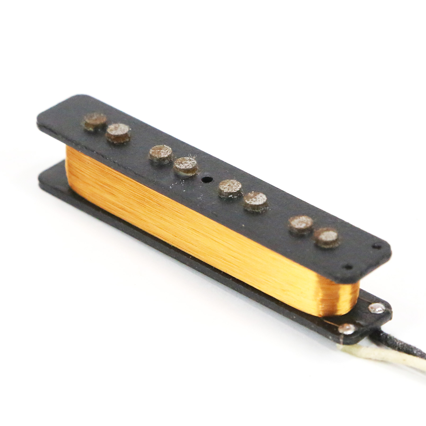 Jazz-Bass-Neck-Pickup-06