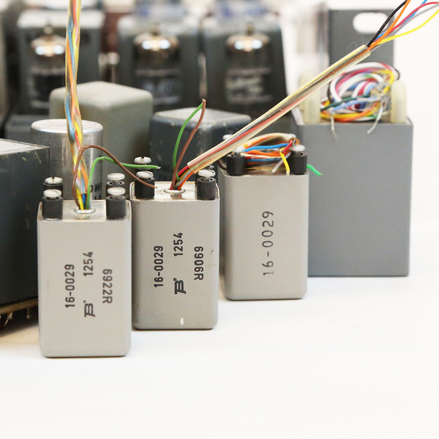 1960s-Universal-Audio-Console-Parts-28