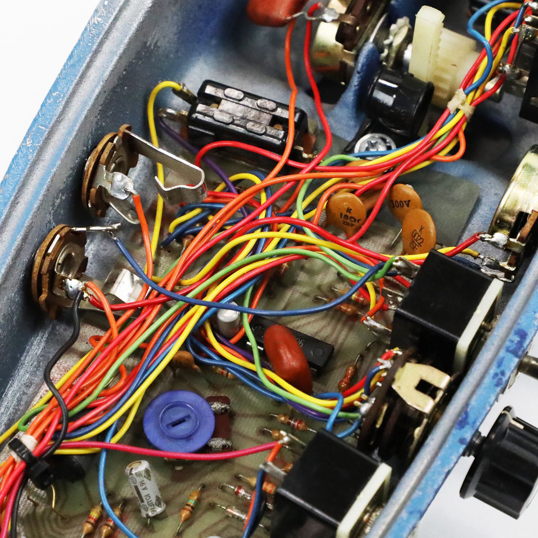 1960s-Foxx-Gutiar-Synthesizer-1-Studio-Model-9-14