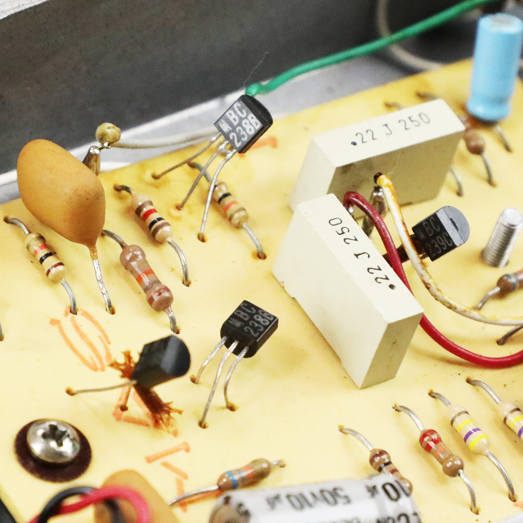 1970s-Electra-Fuzz-Wah-14