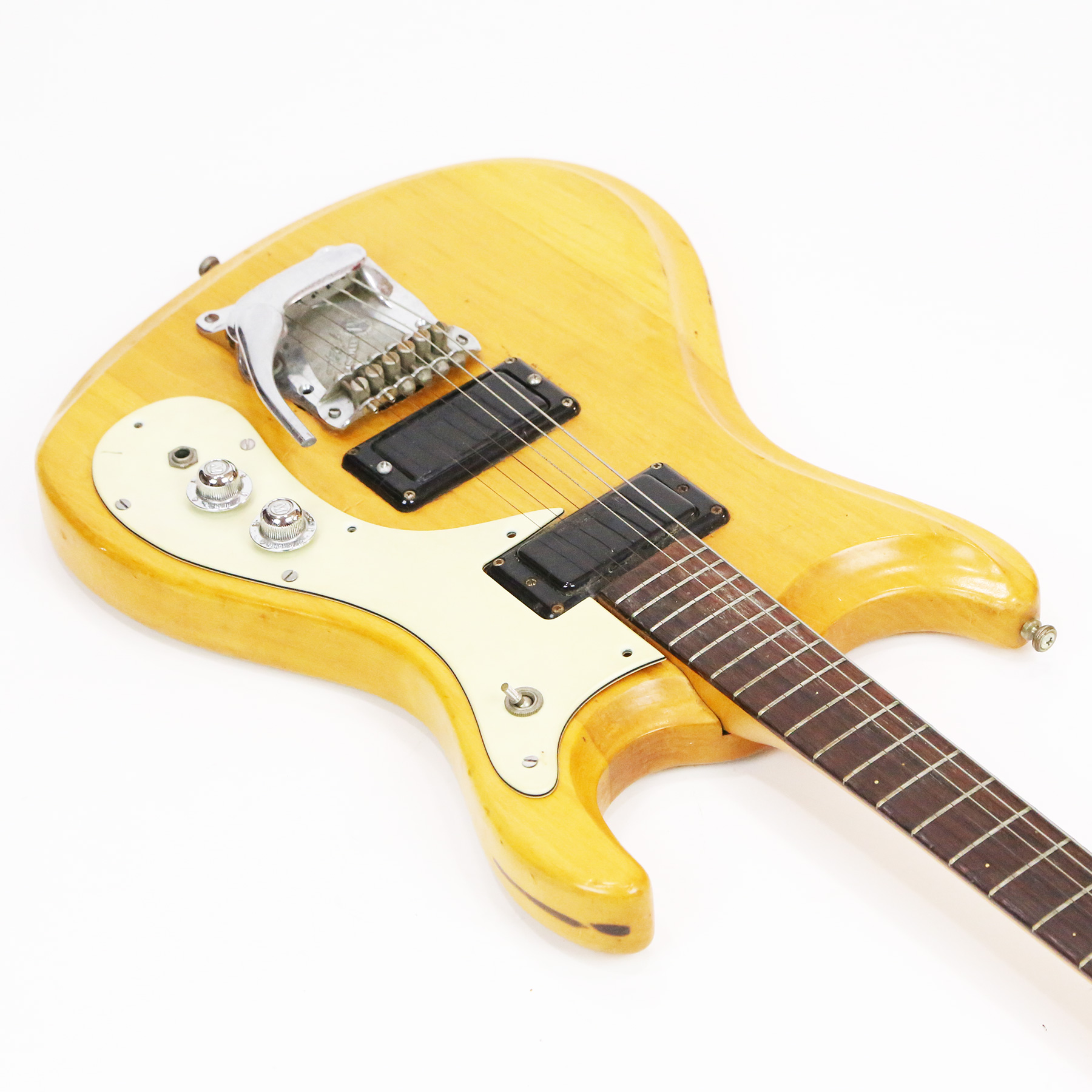 1965-Mosrite-Ventures-Mark-V-Body-B802-40