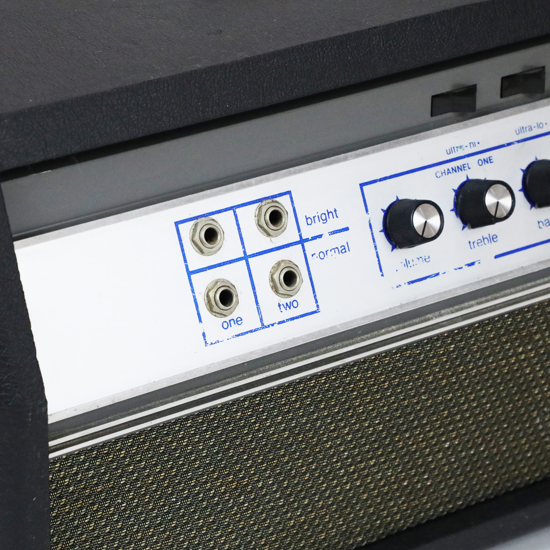 1968-Ampeg-B-25-106948-07