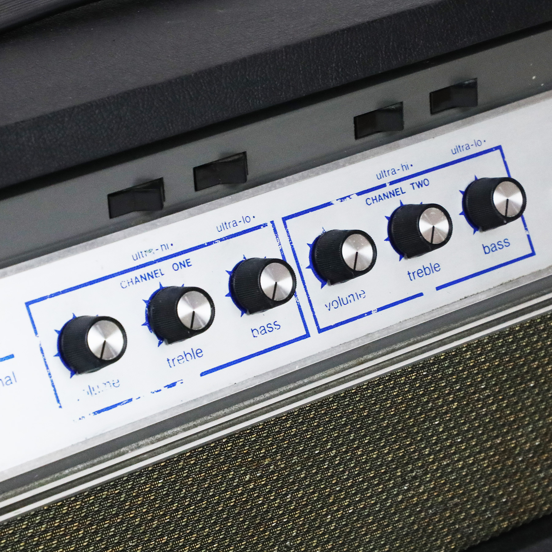 1968-Ampeg-B-25-106948-08