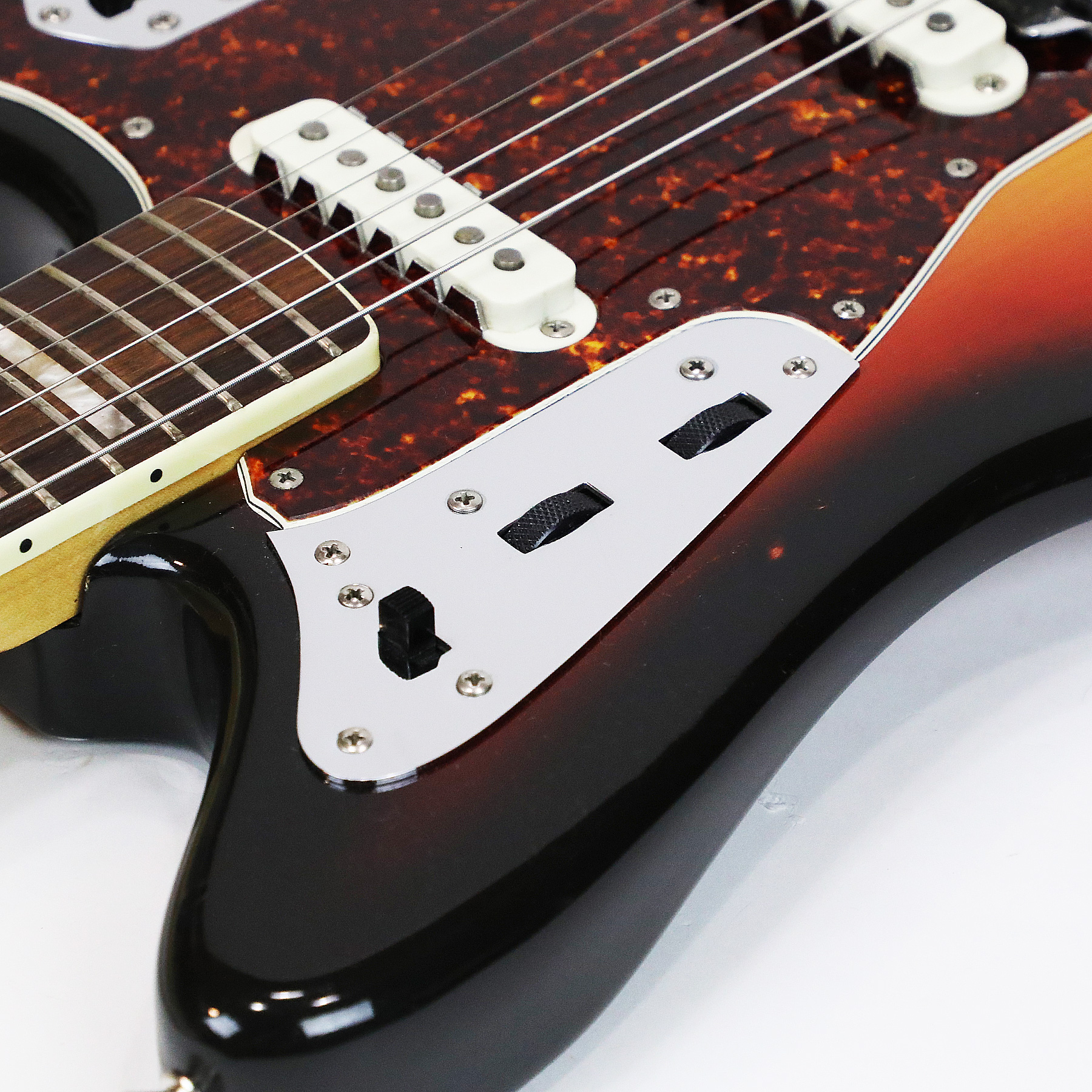 1969-Fender-Jaguar-258517-17