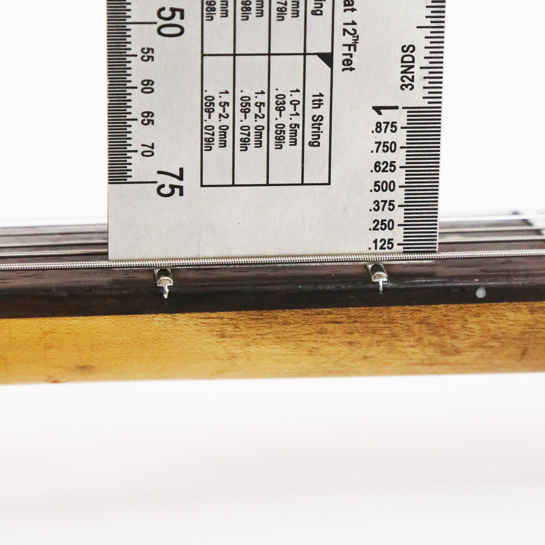 1970-Ampeg-Dan-Armstrong-A1148D-42