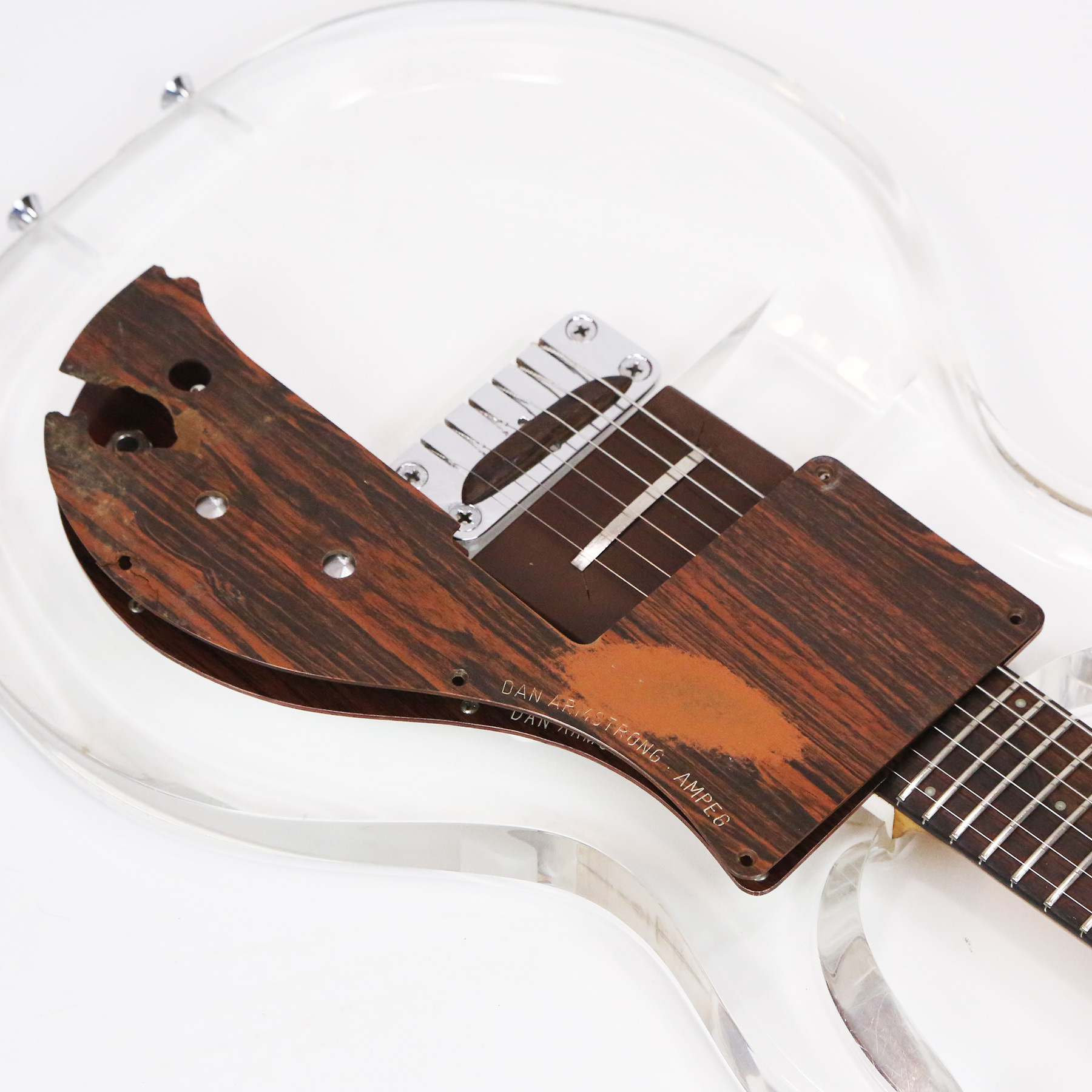 1970-Ampeg-Dan-Armstrong-A1148D-44