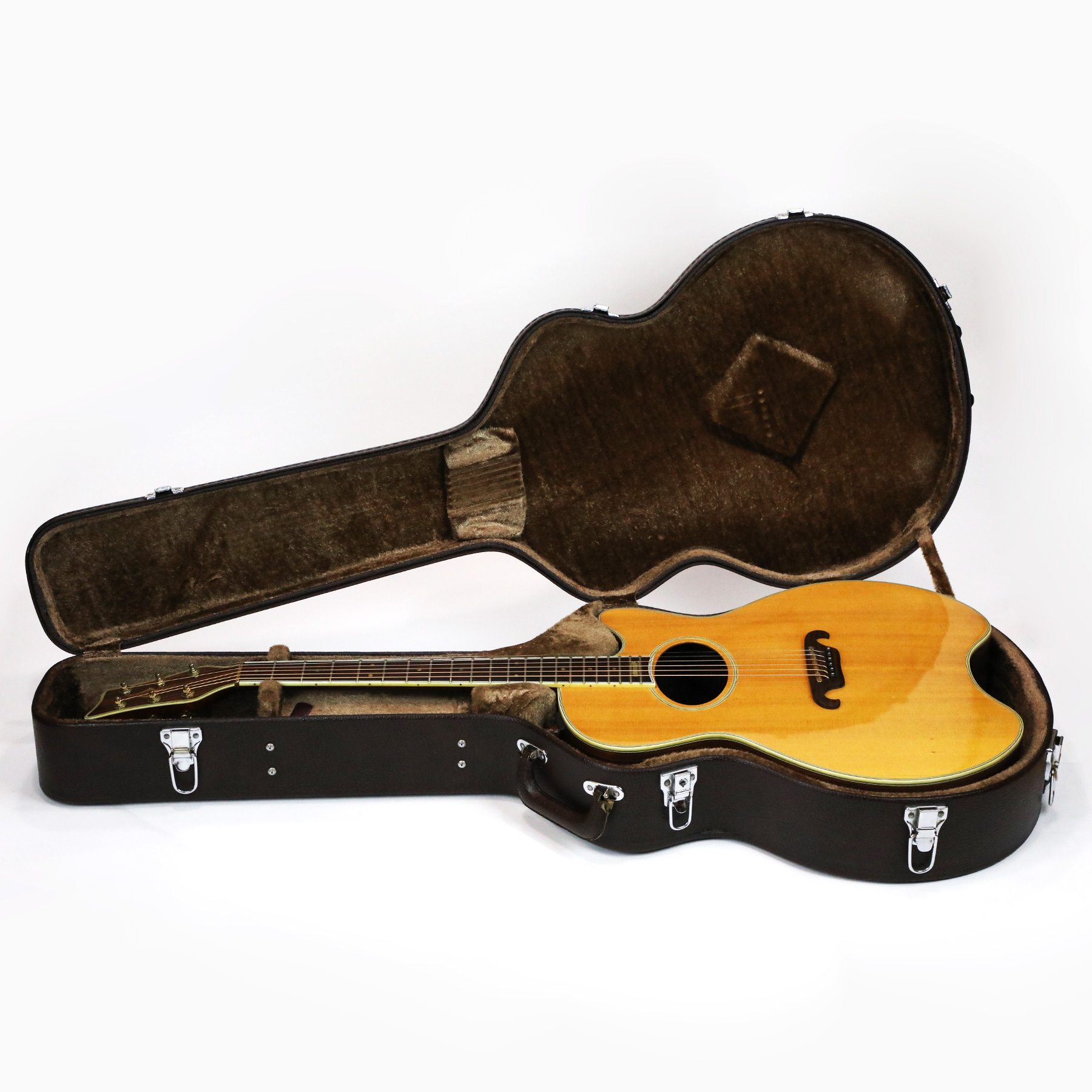 1981-Daion-The-81-Gazelle-281225D-03