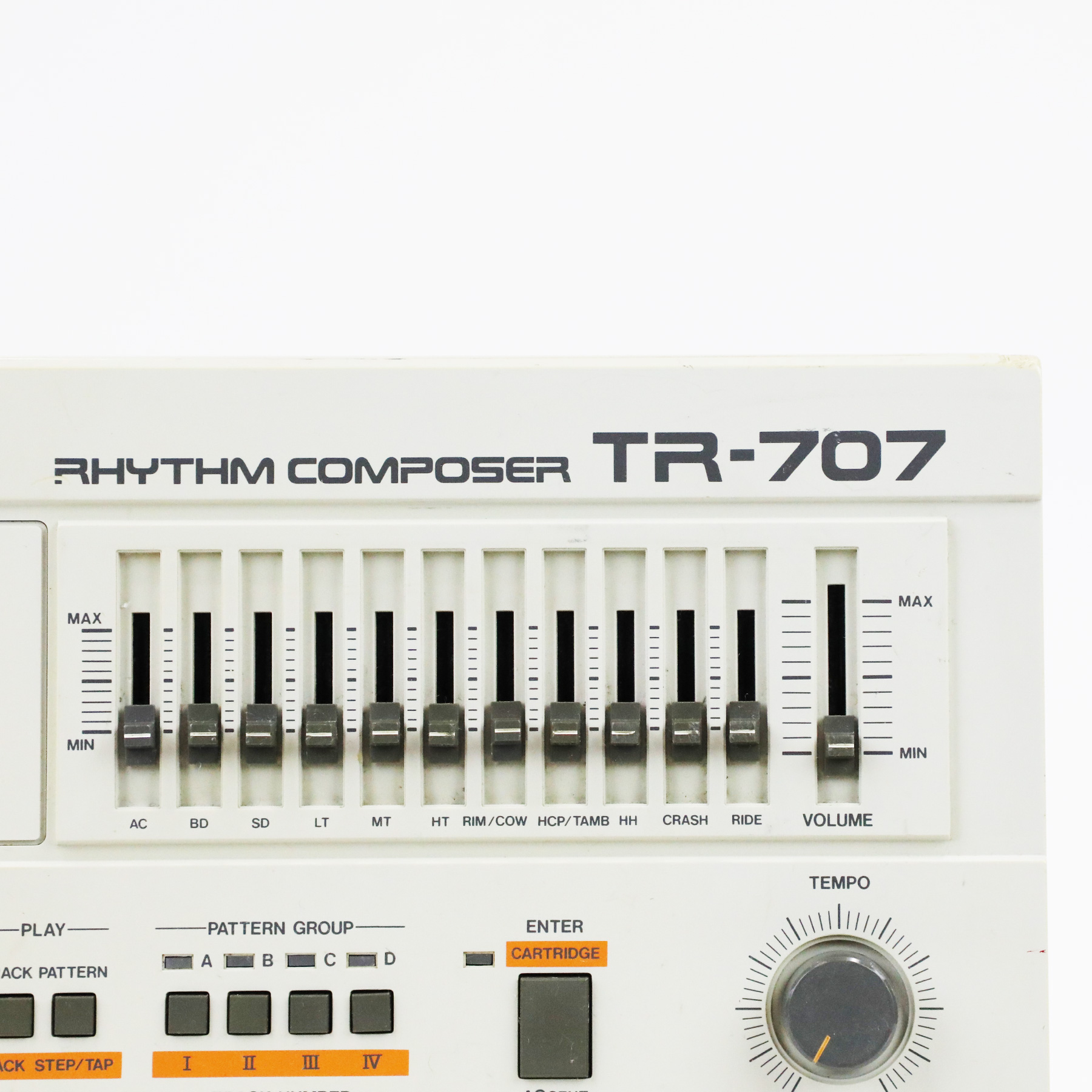 1985-Roland-TR-707-Rhythm-Composer-521000-02