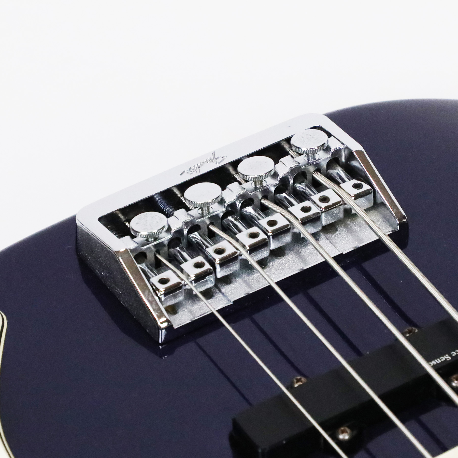 1991-Fender-P-Bass-Plus-N912530-09