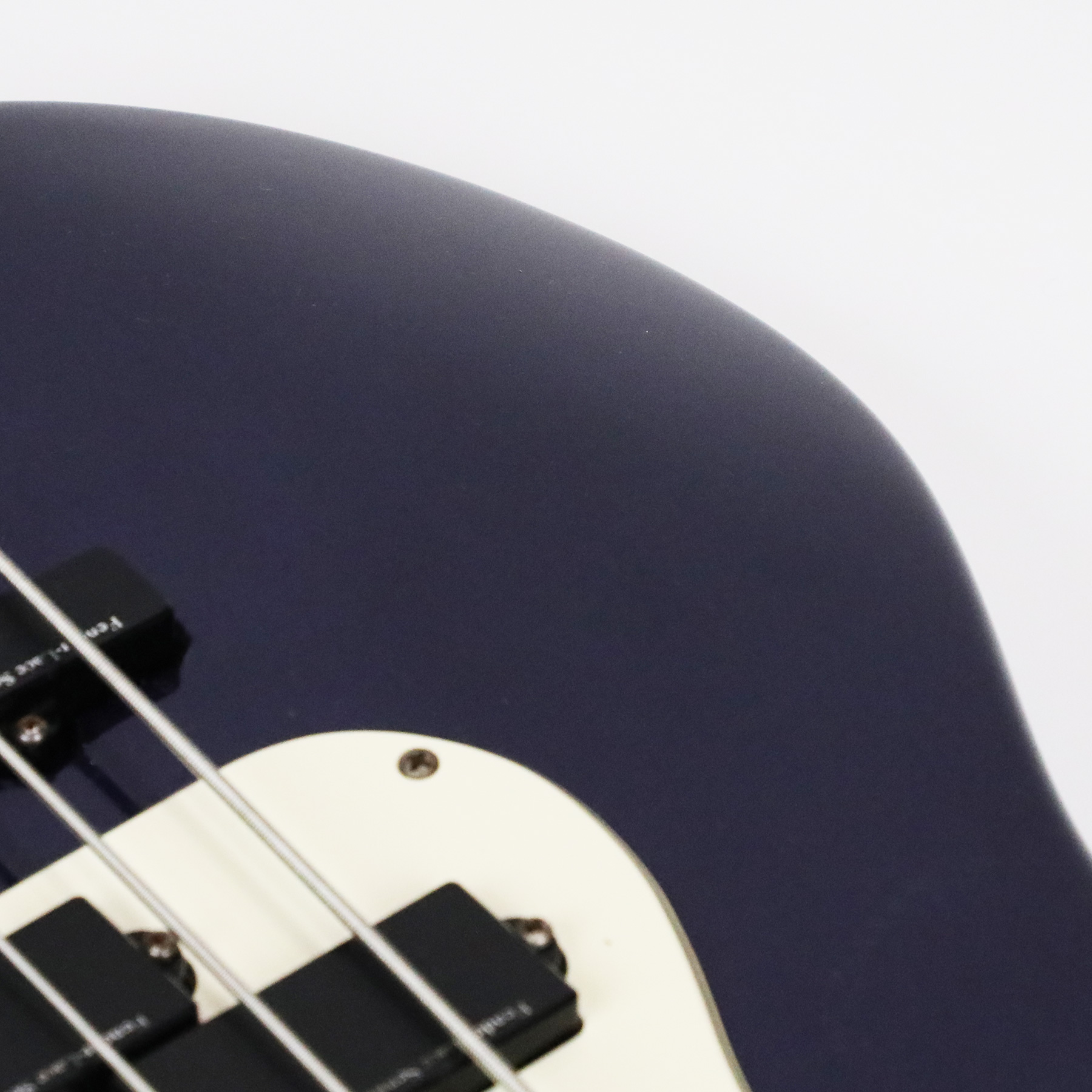1991-Fender-P-Bass-Plus-N912530-10