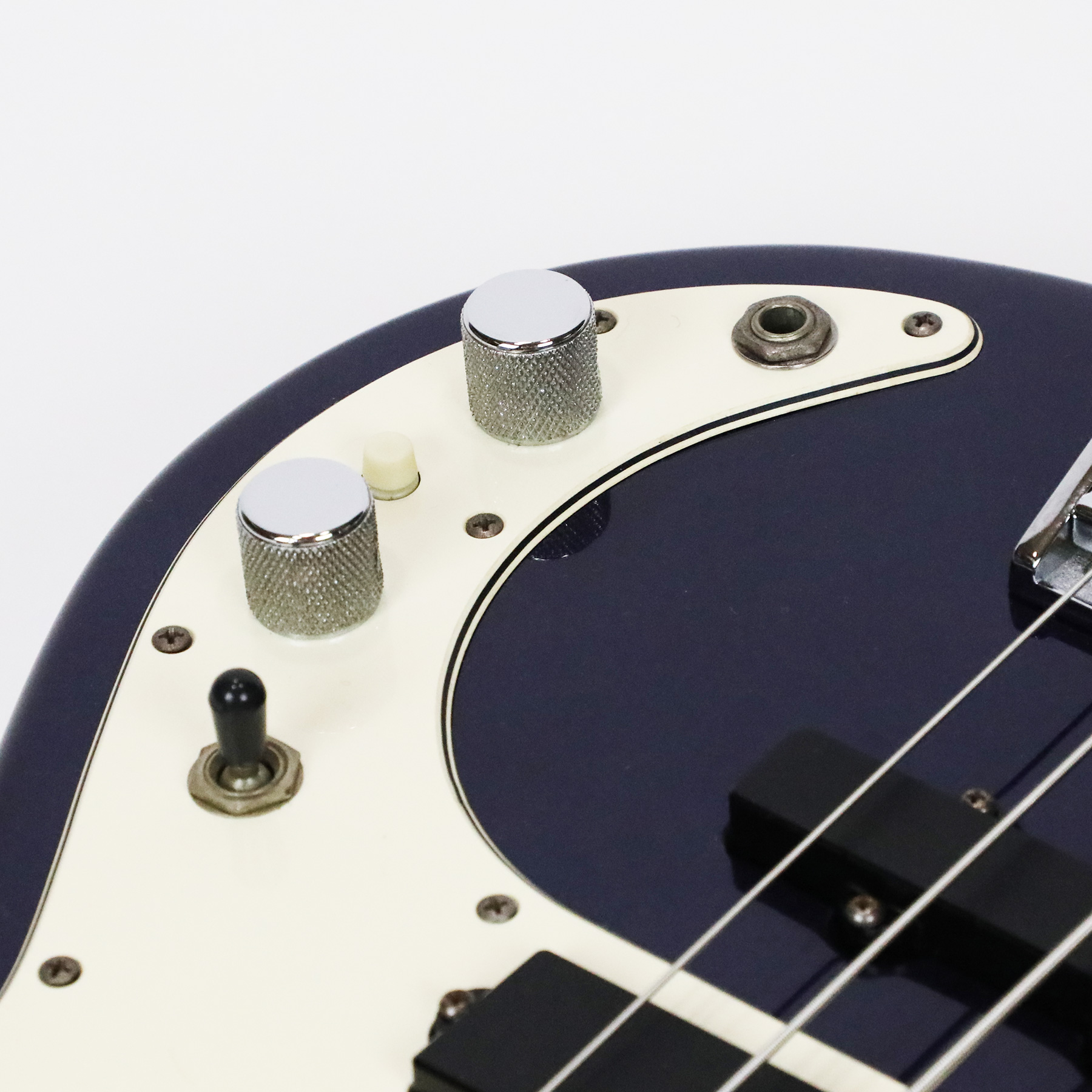1991-Fender-P-Bass-Plus-N912530-16