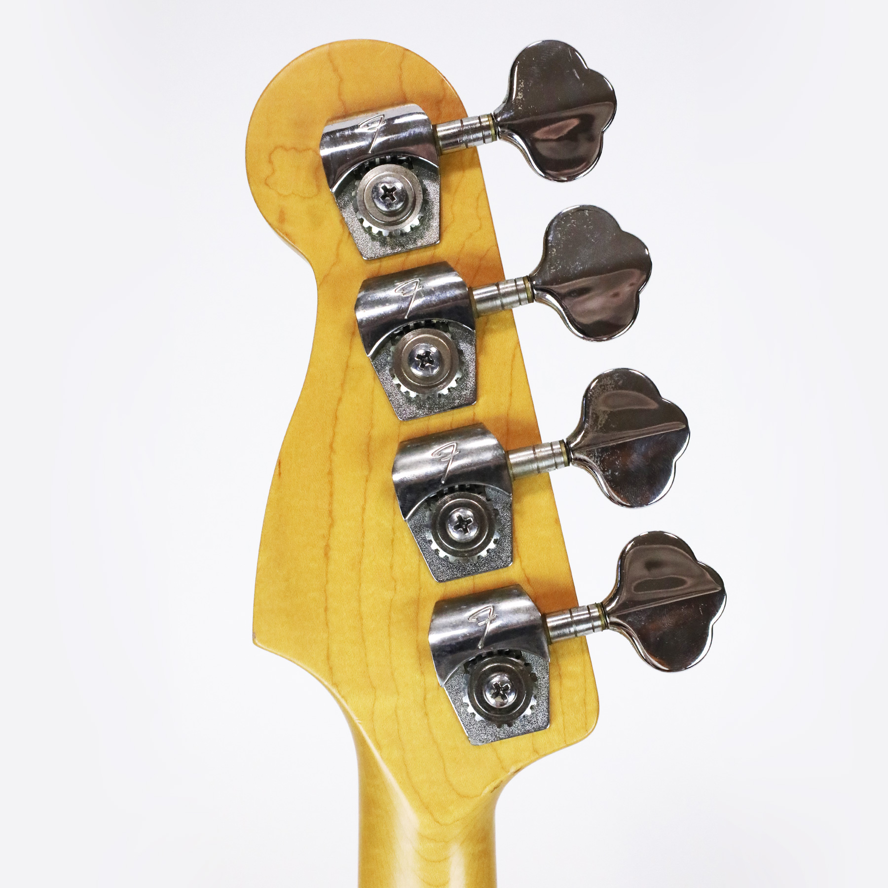 1991-Fender-P-Bass-Plus-N912530-31