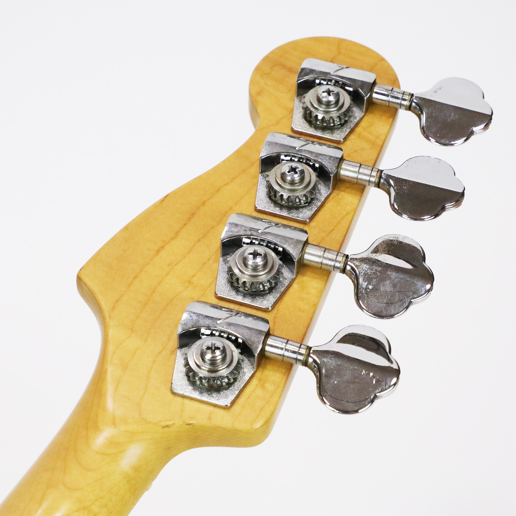 1991-Fender-P-Bass-Plus-N912530-32