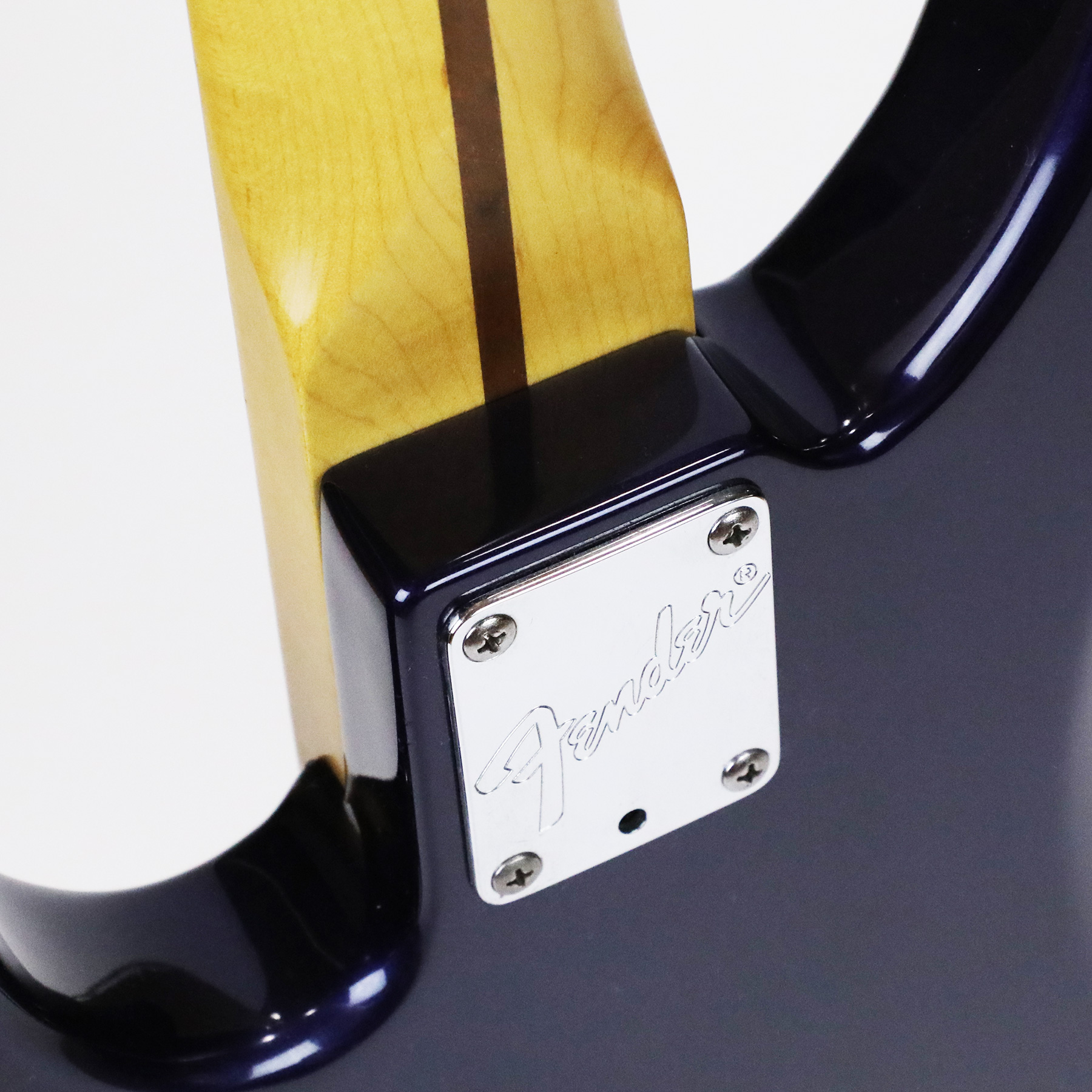 1991-Fender-P-Bass-Plus-N912530-34