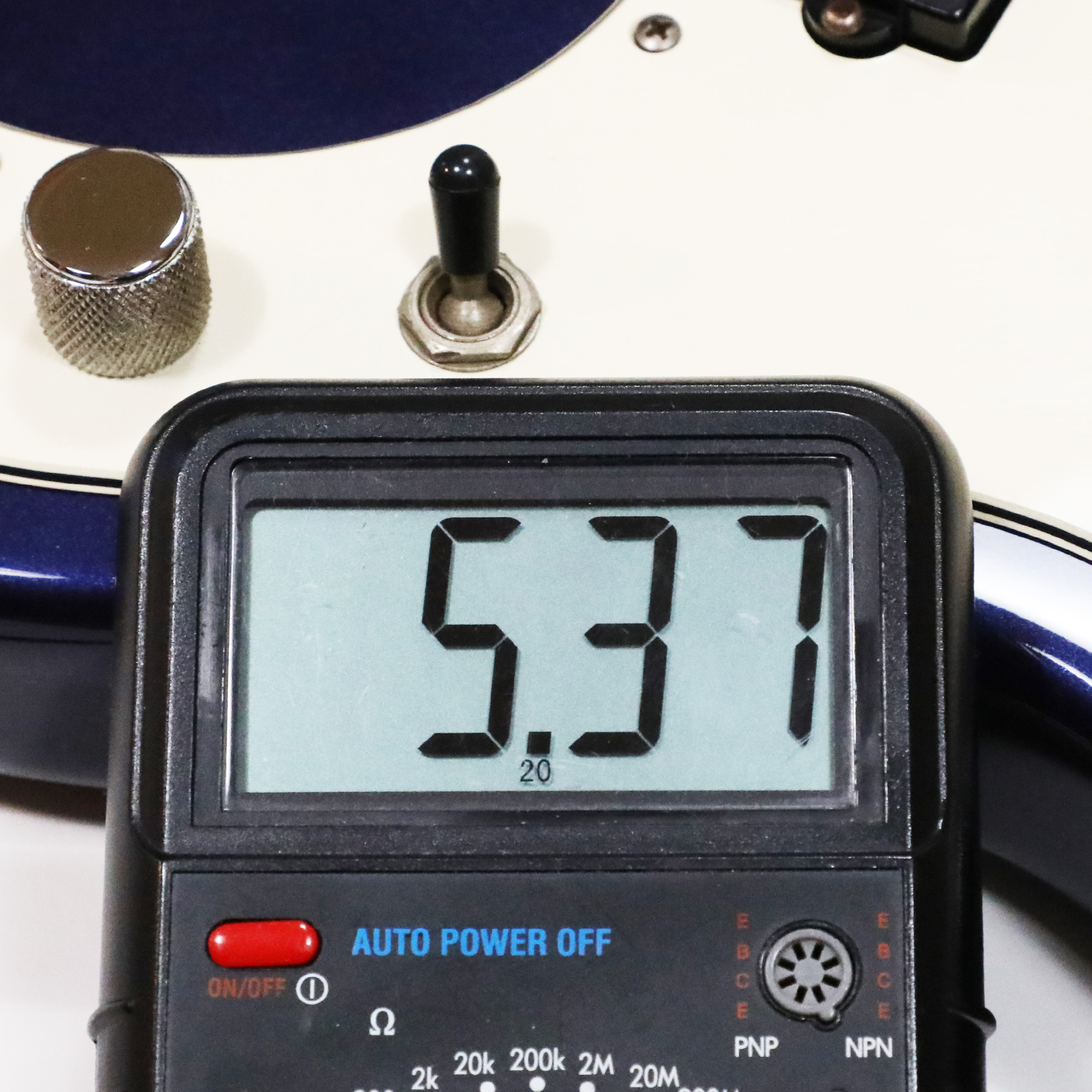 1991-Fender-P-Bass-Plus-N912530-41