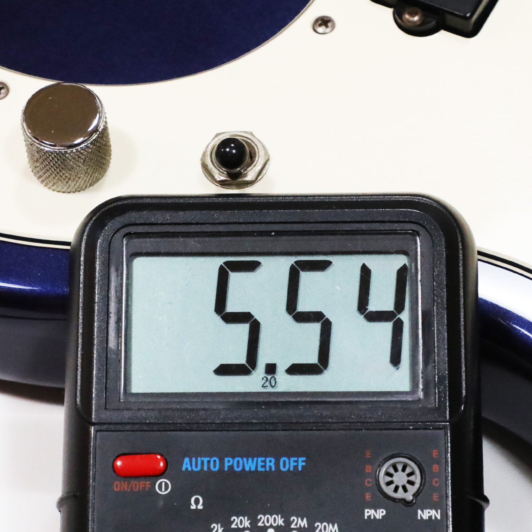 1991-Fender-P-Bass-Plus-N912530-42