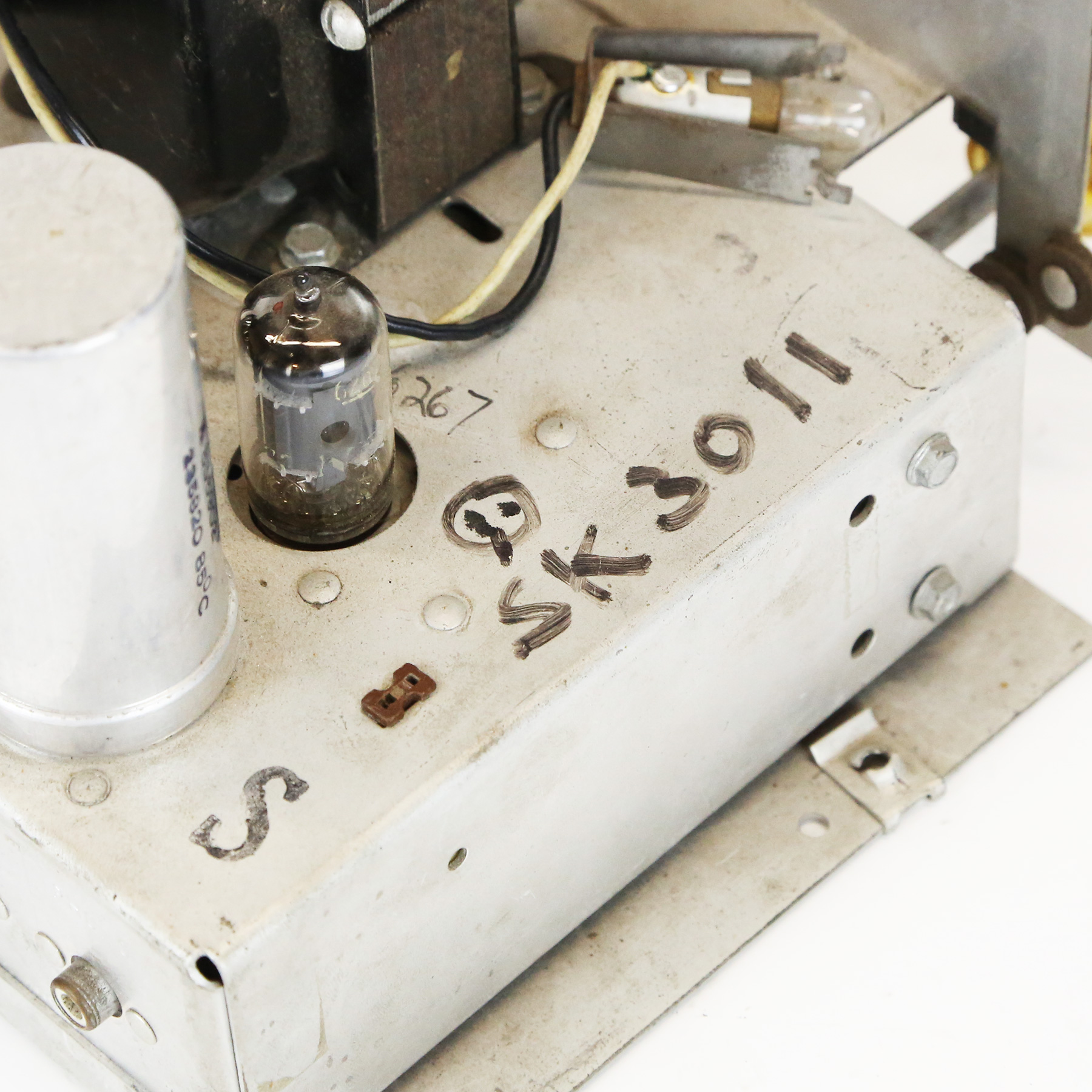 Hoffman-HiFi-Integrated-Amplifier-15