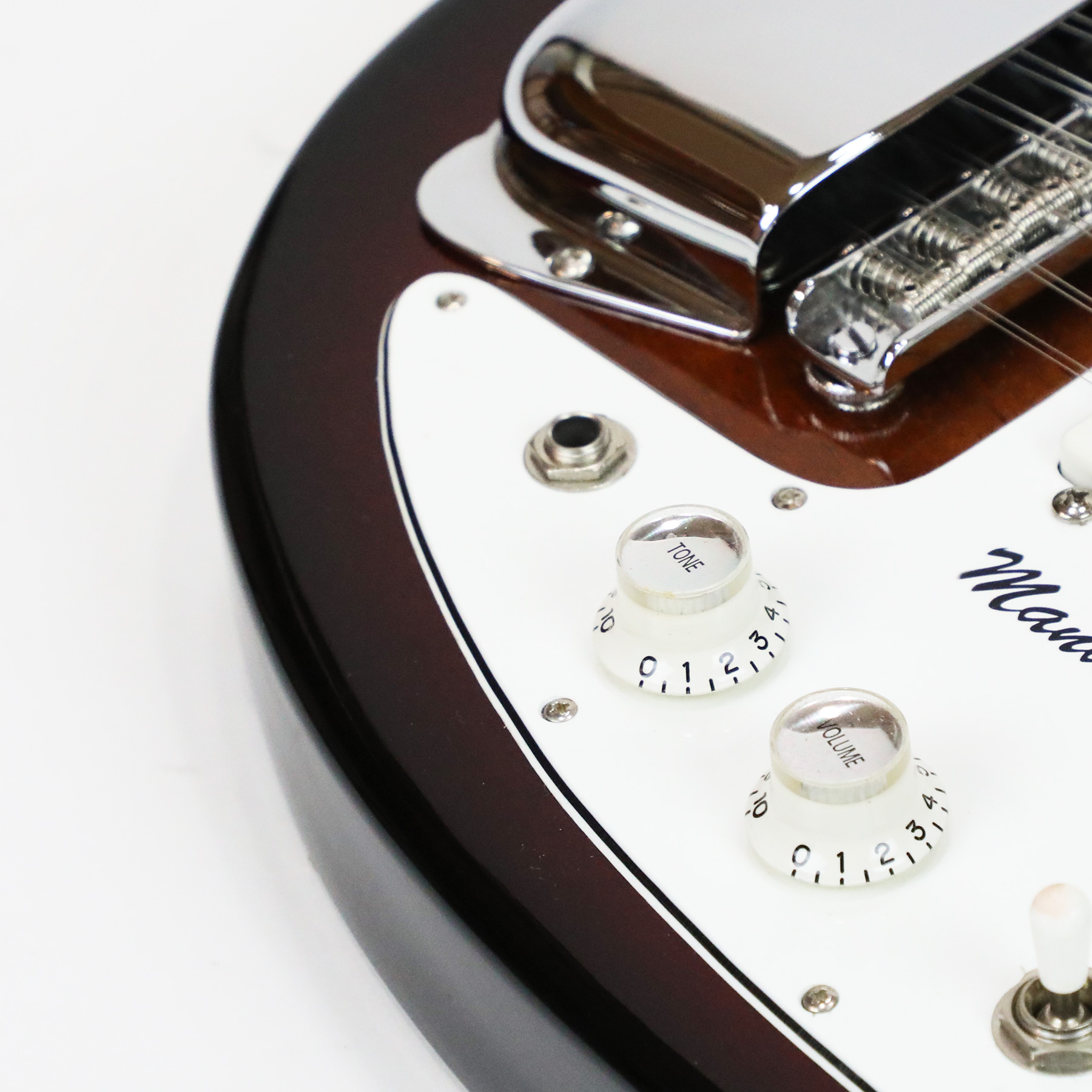 Phantom-Mandoguitar-99101360-10