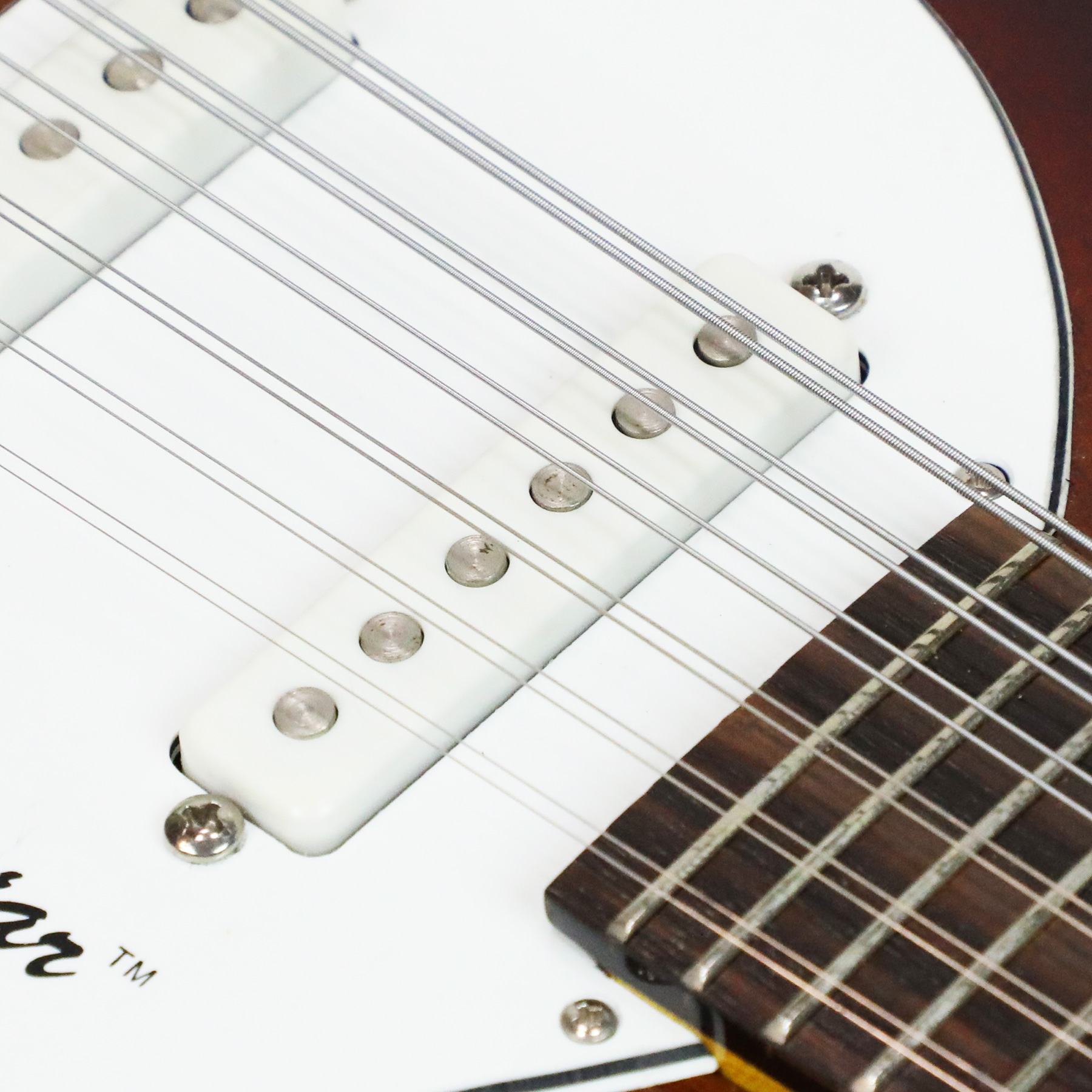 Phantom-Mandoguitar-99101360-12