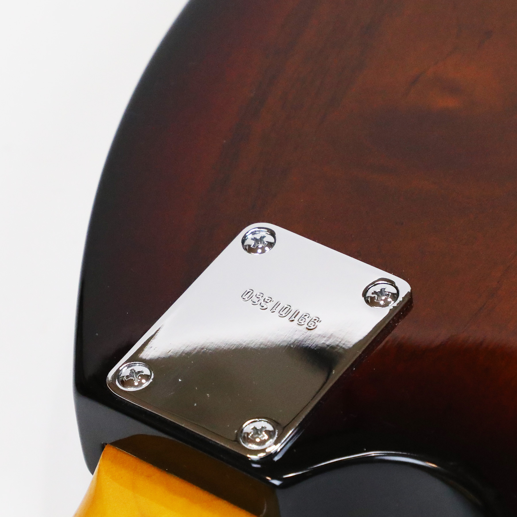 Phantom-Mandoguitar-99101360-22