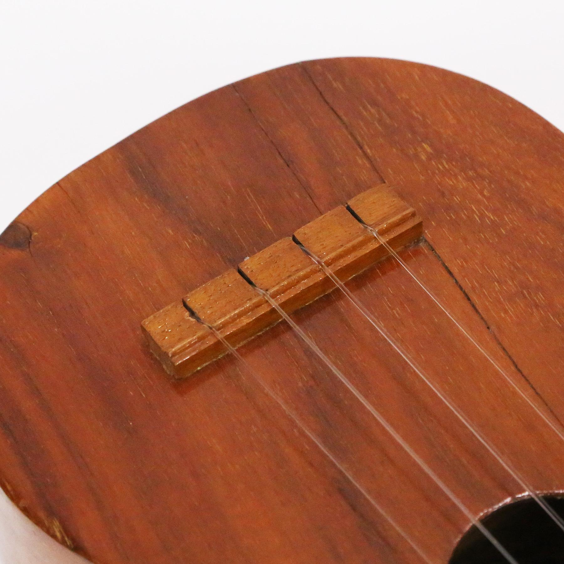 Royal-Hawaiian-Koa-Ukulele-08