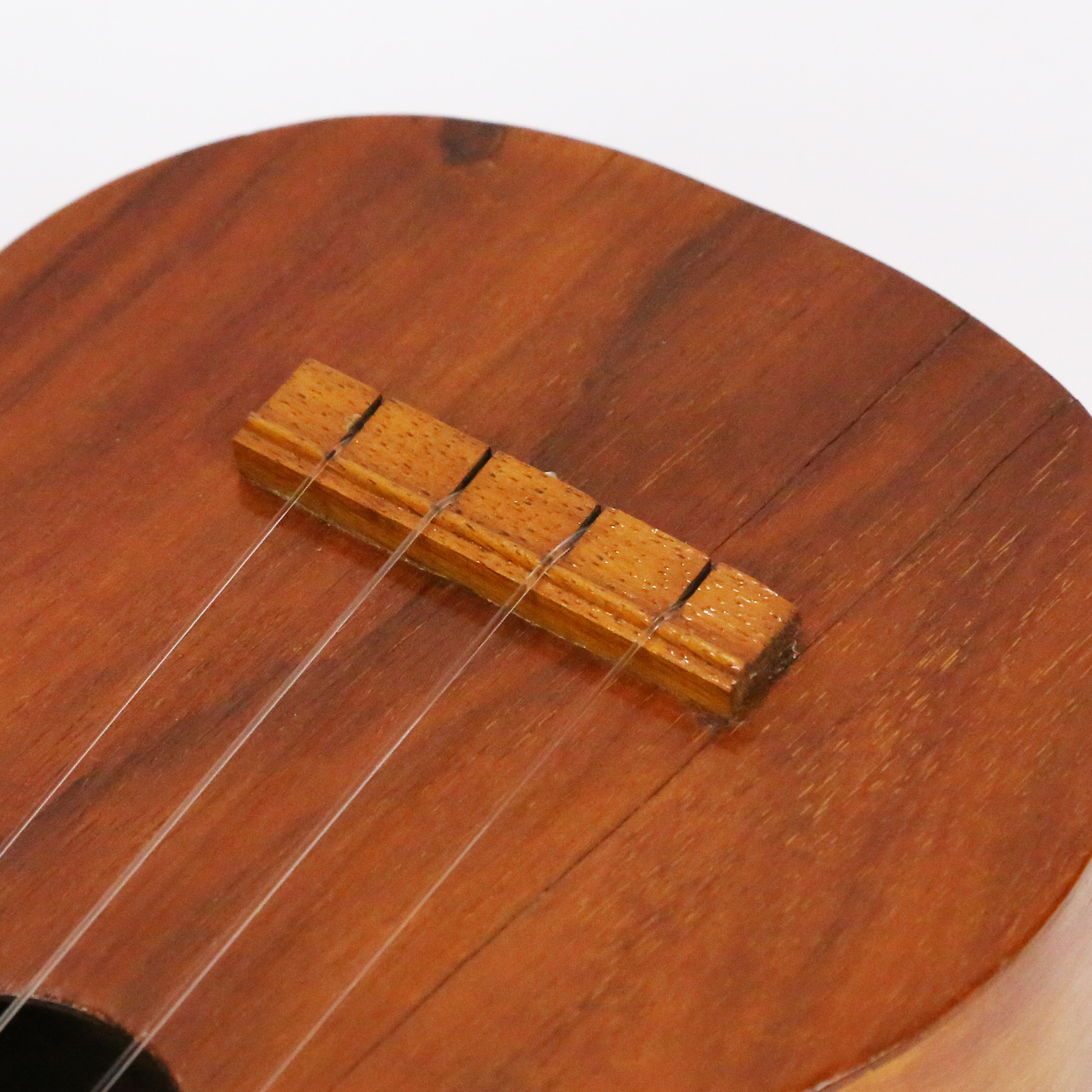 Royal-Hawaiian-Koa-Ukulele-11