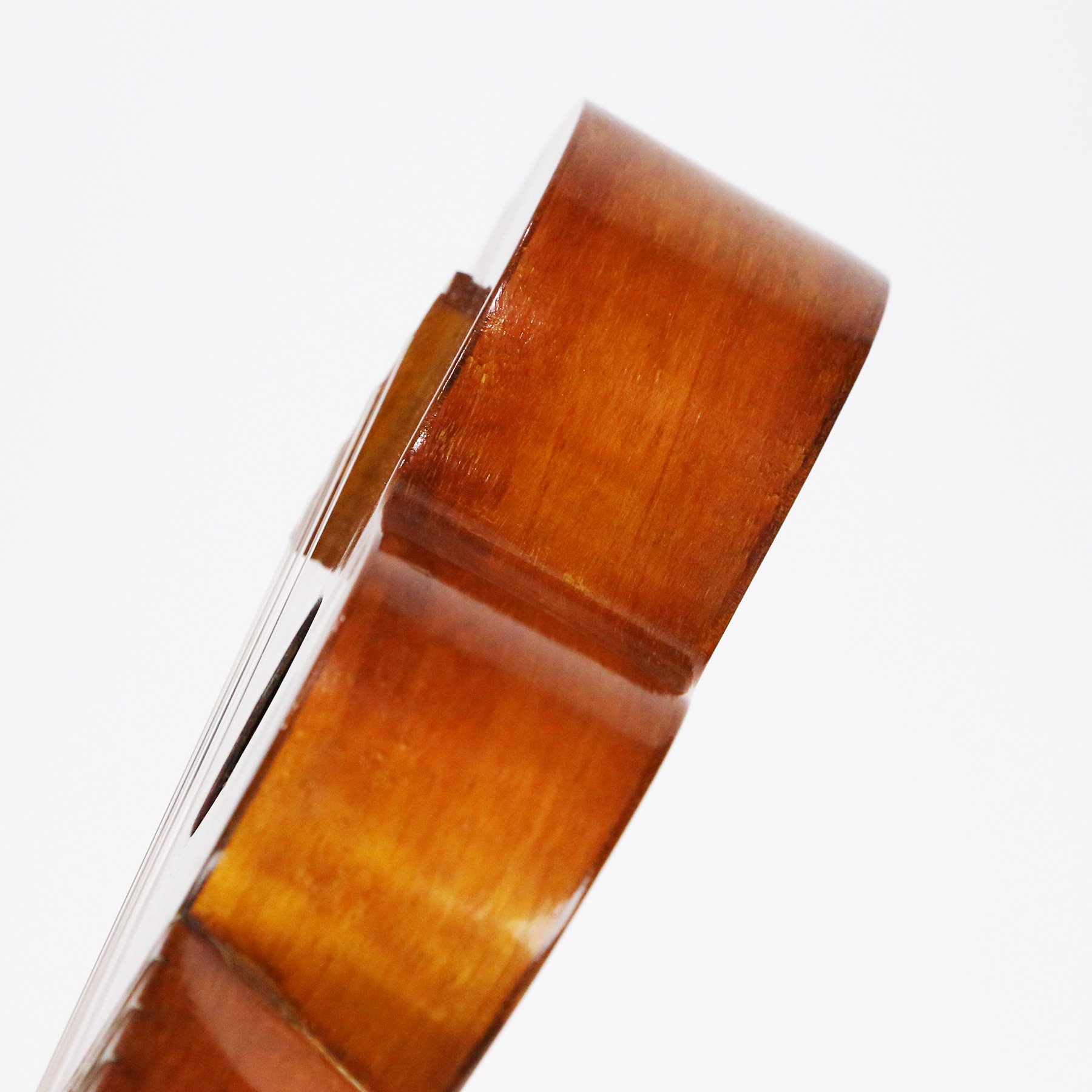 Royal-Hawaiian-Koa-Ukulele-12