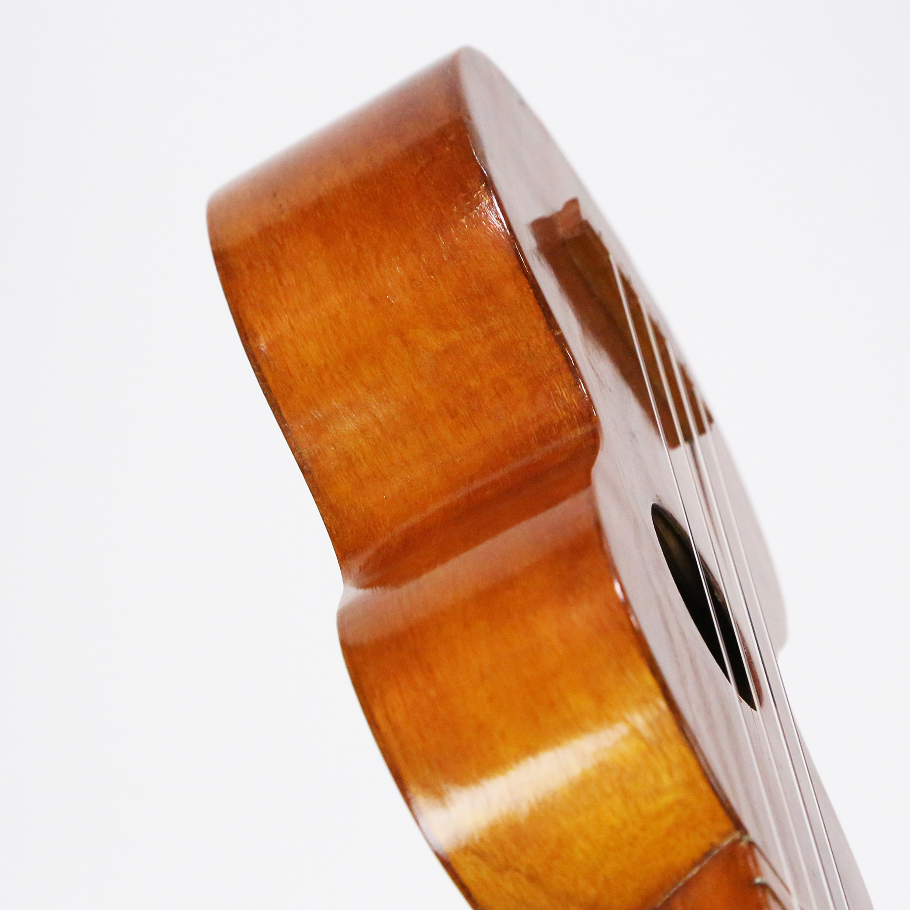 Royal-Hawaiian-Koa-Ukulele-13