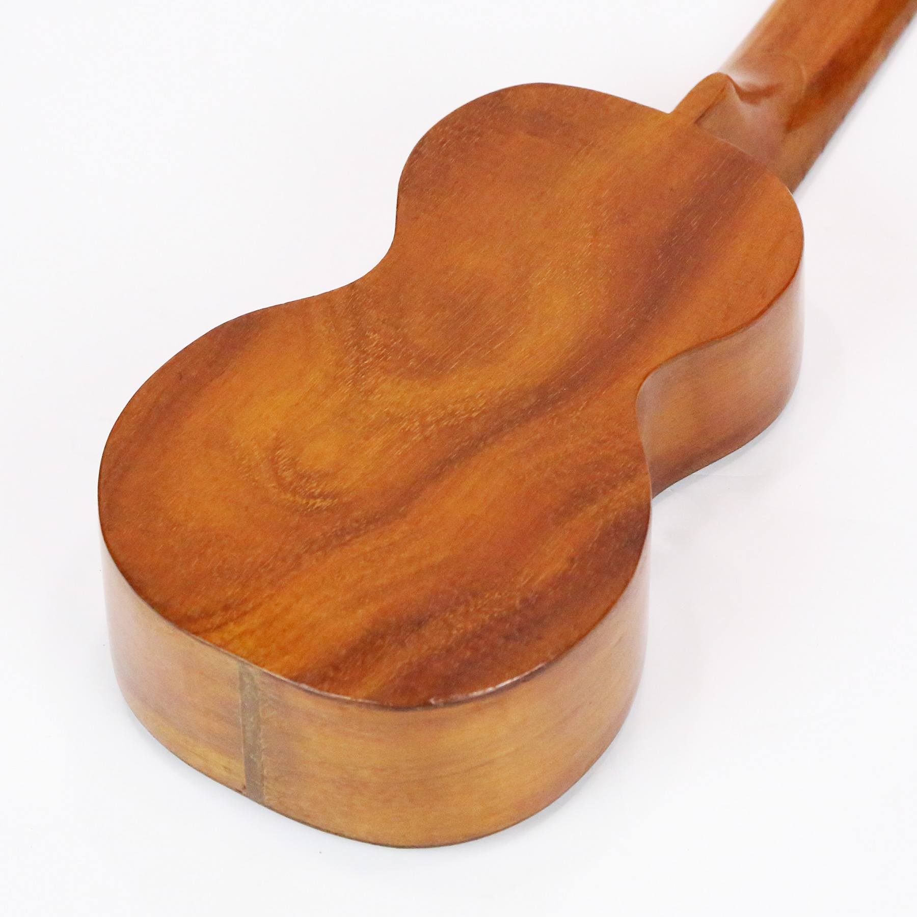 Royal-Hawaiian-Koa-Ukulele-16