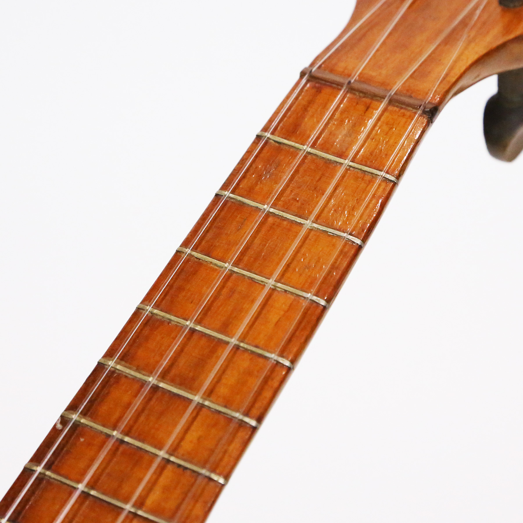 Royal-Hawaiian-Koa-Ukulele-20