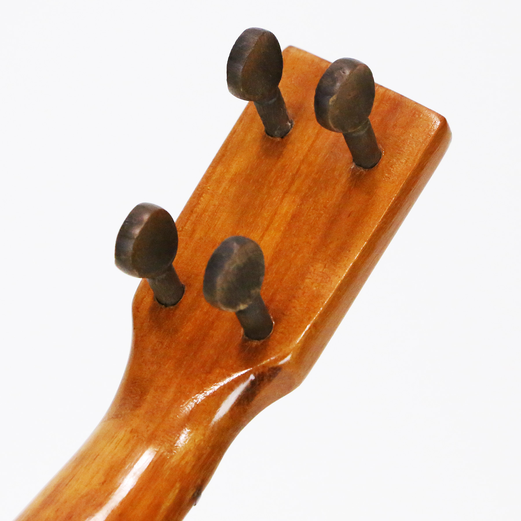 Royal-Hawaiian-Koa-Ukulele-23