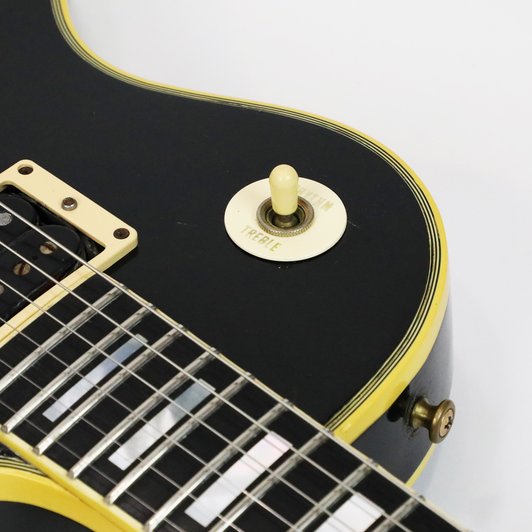 1976-Gibson-Les-Paul-Custom-00115540-13