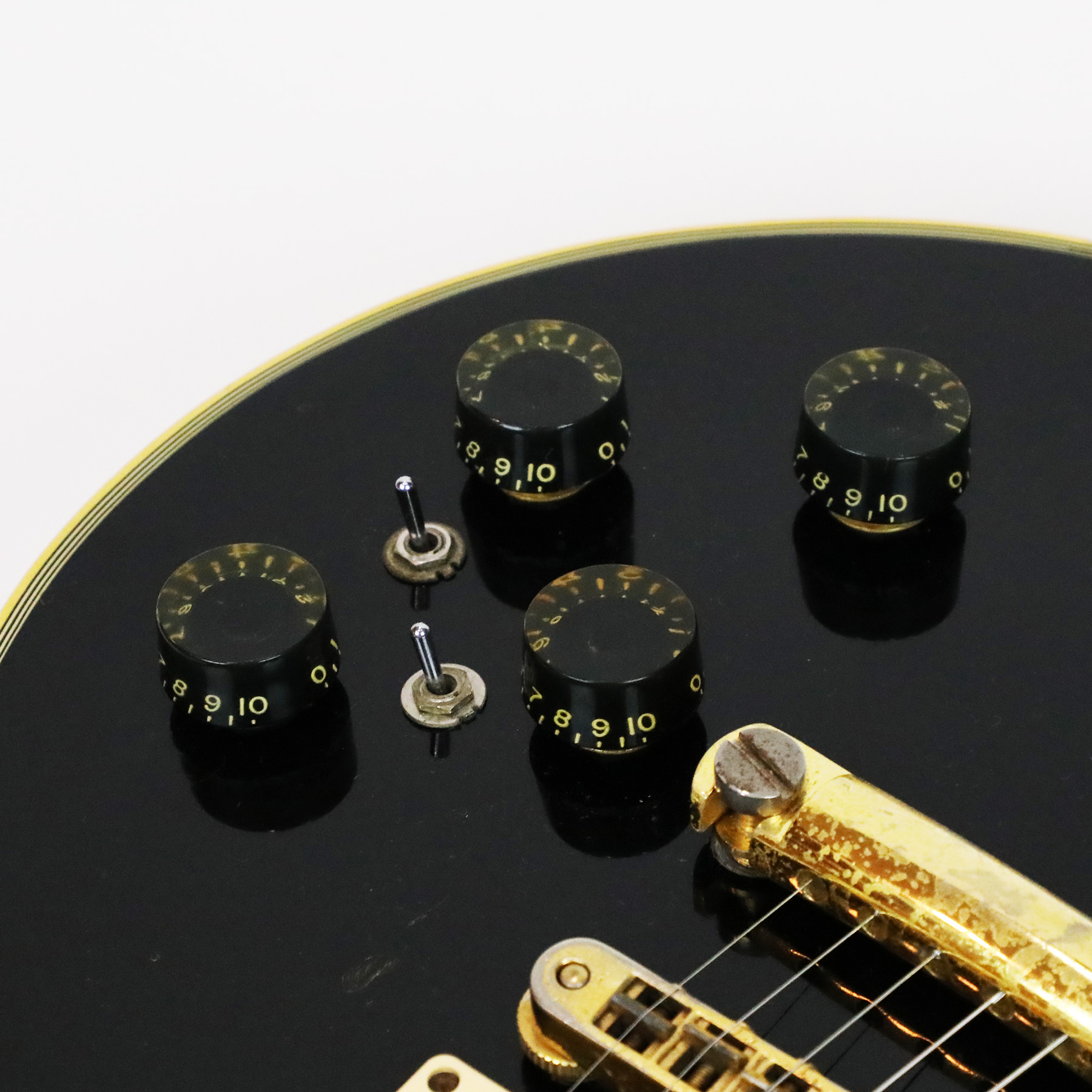 1976-Gibson-Les-Paul-Custom-00115540-18