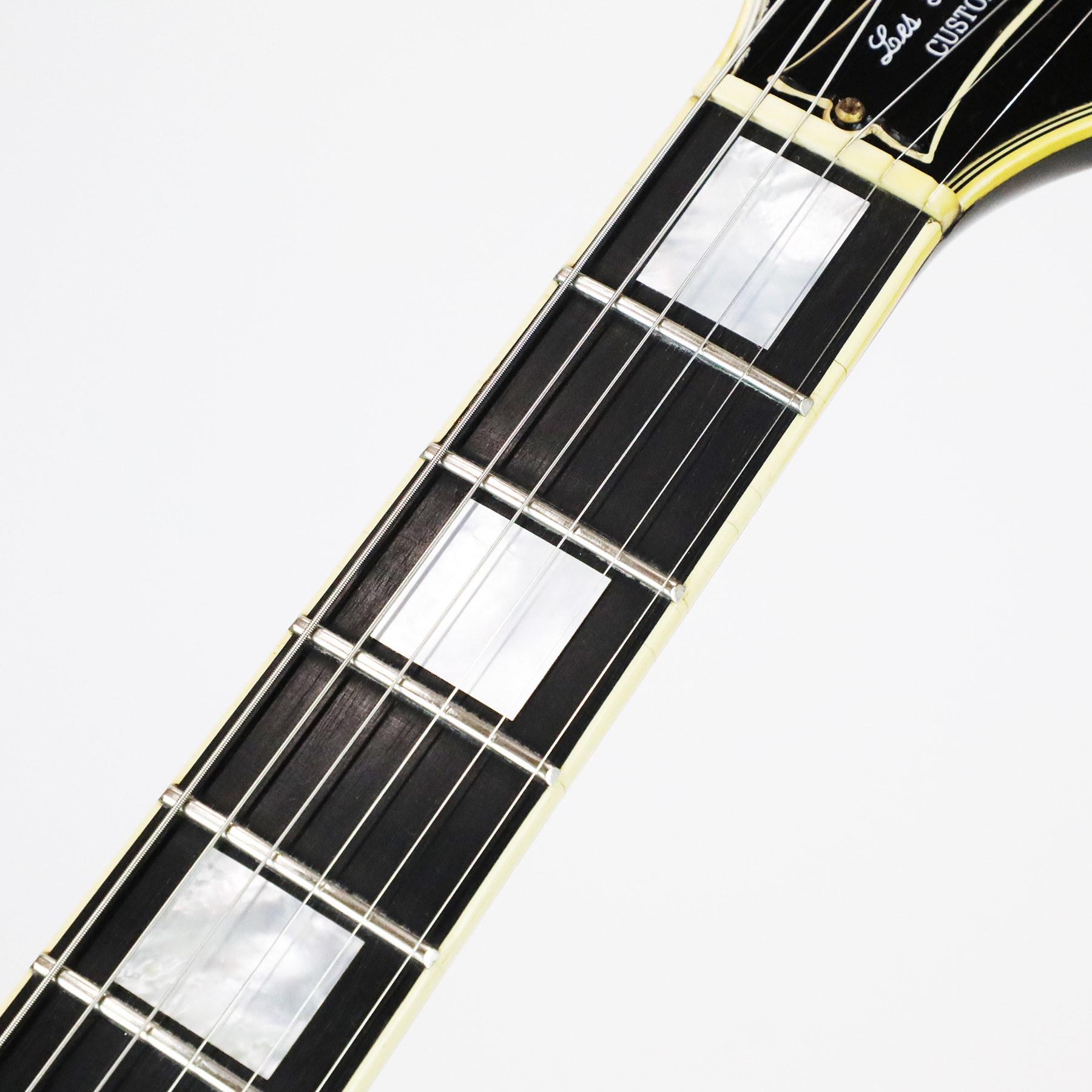 1976-Gibson-Les-Paul-Custom-00115540-35