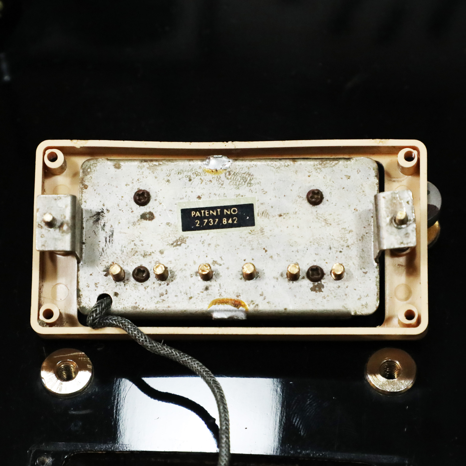 1976-Gibson-Les-Paul-Custom-00115540-44