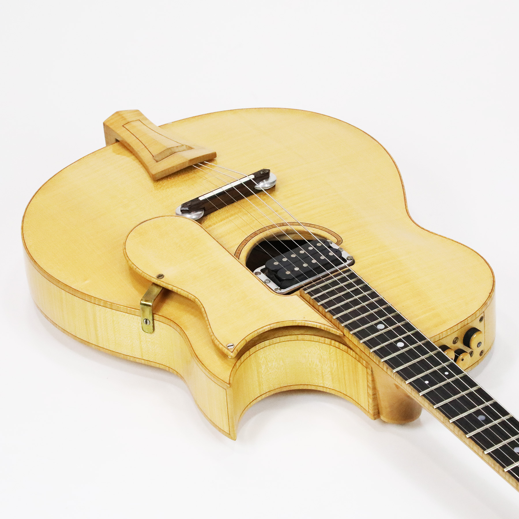 1992-Boutique-Hand-Made-Guitar-31-05