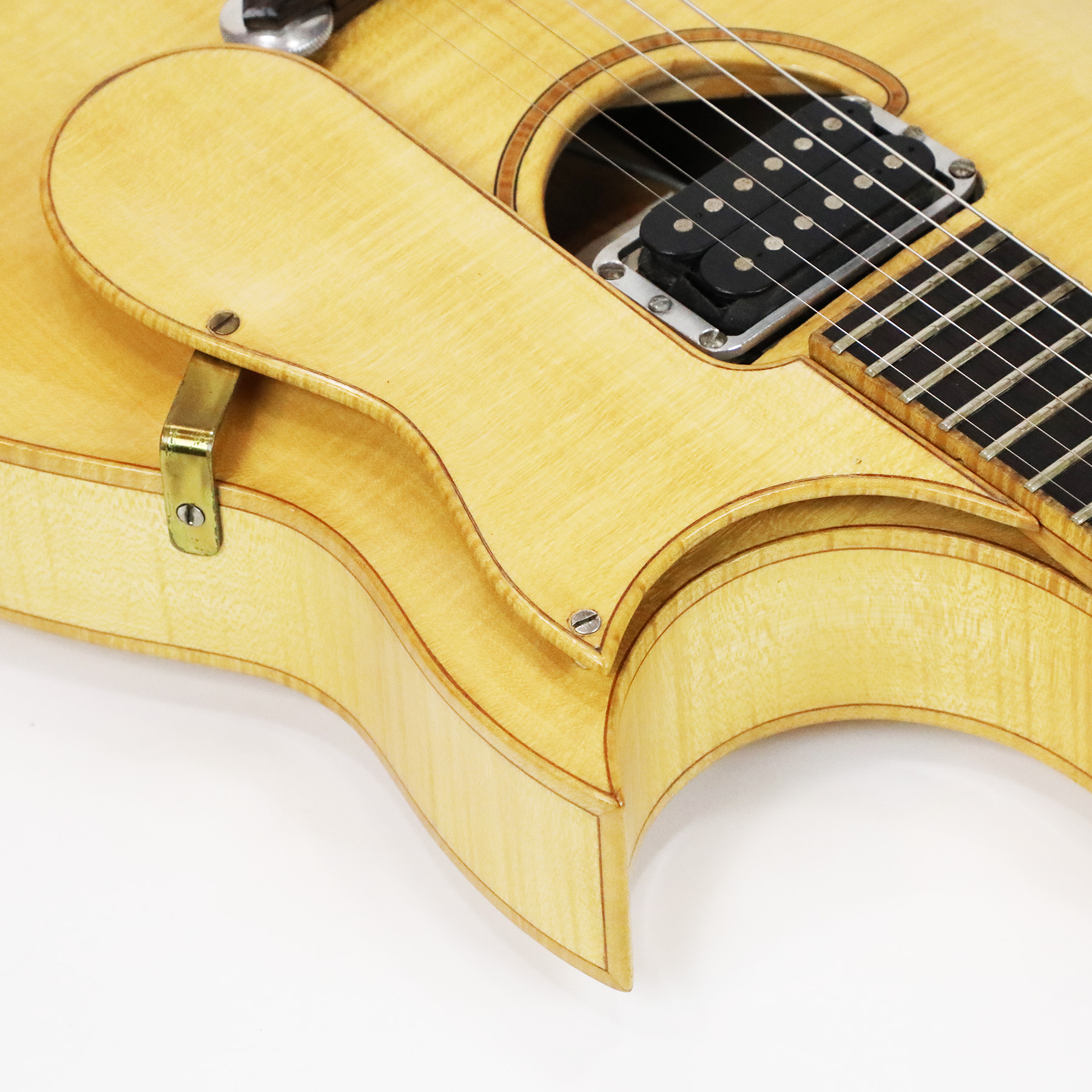 1992-Boutique-Hand-Made-Guitar-31-06