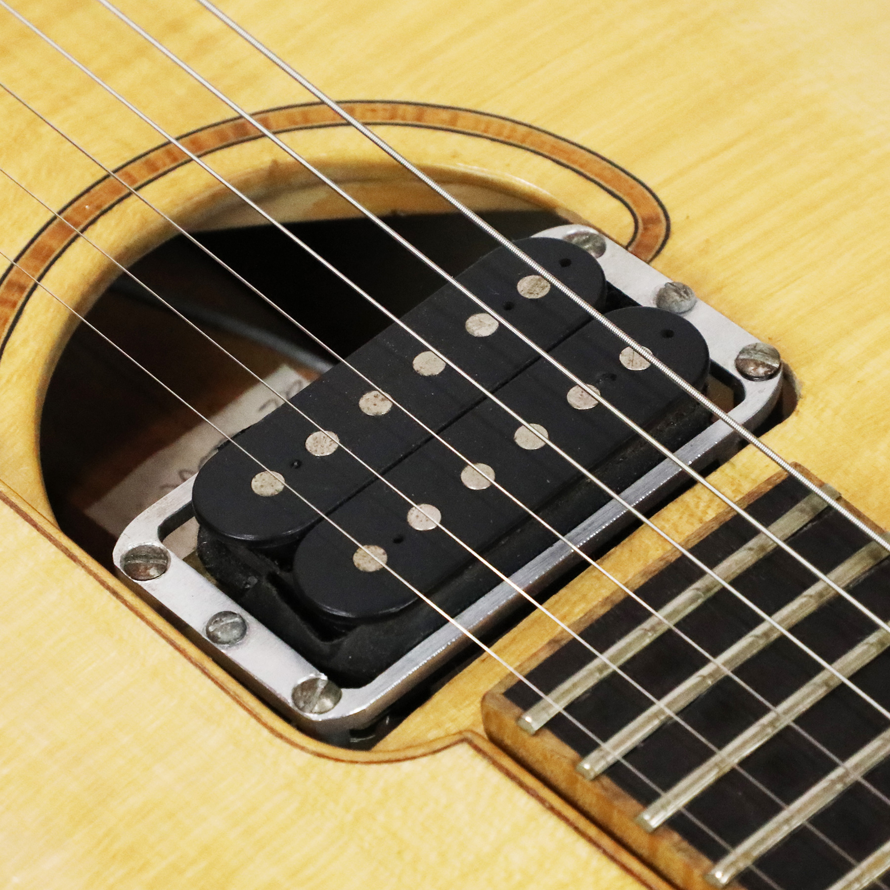 1992-Boutique-Hand-Made-Guitar-31-11