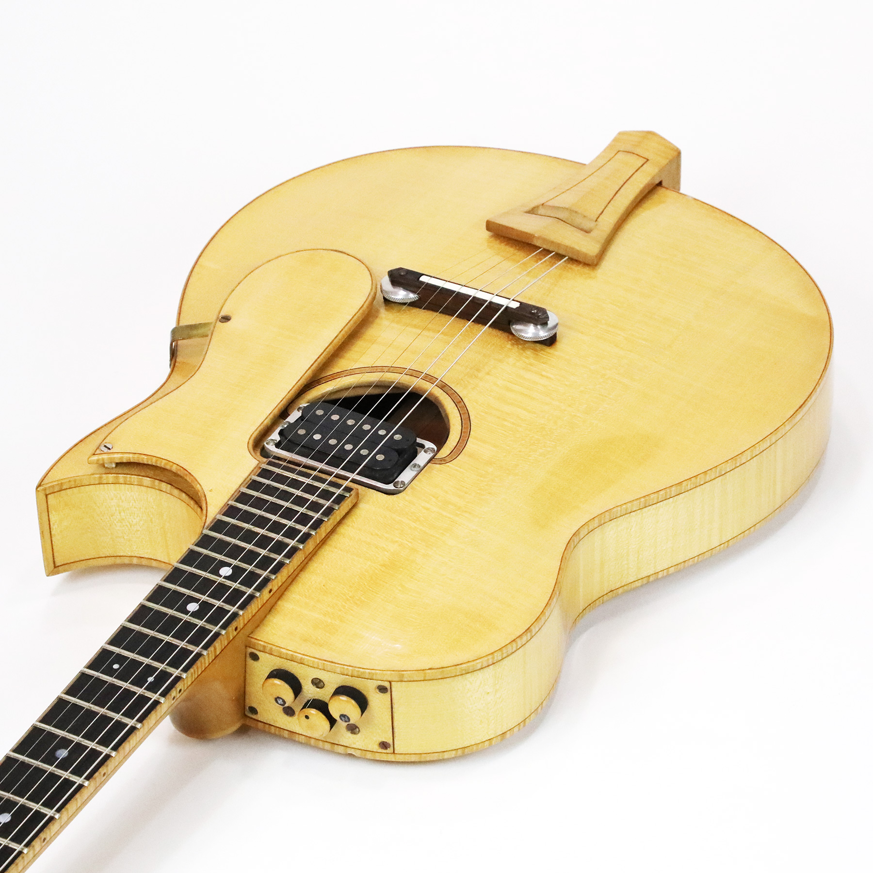 1992-Boutique-Hand-Made-Guitar-31-13