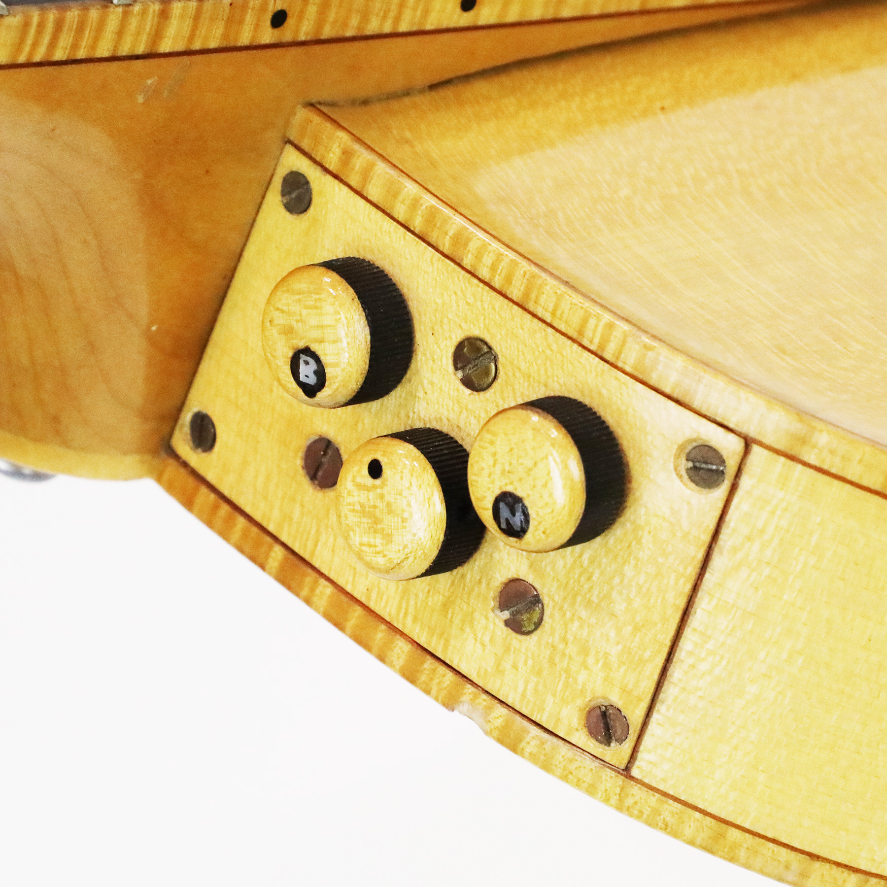 1992-Boutique-Hand-Made-Guitar-31-16