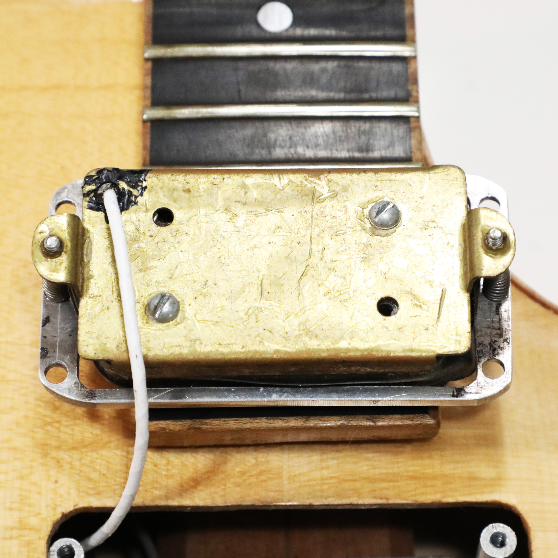 1992-Boutique-Hand-Made-Guitar-31-36